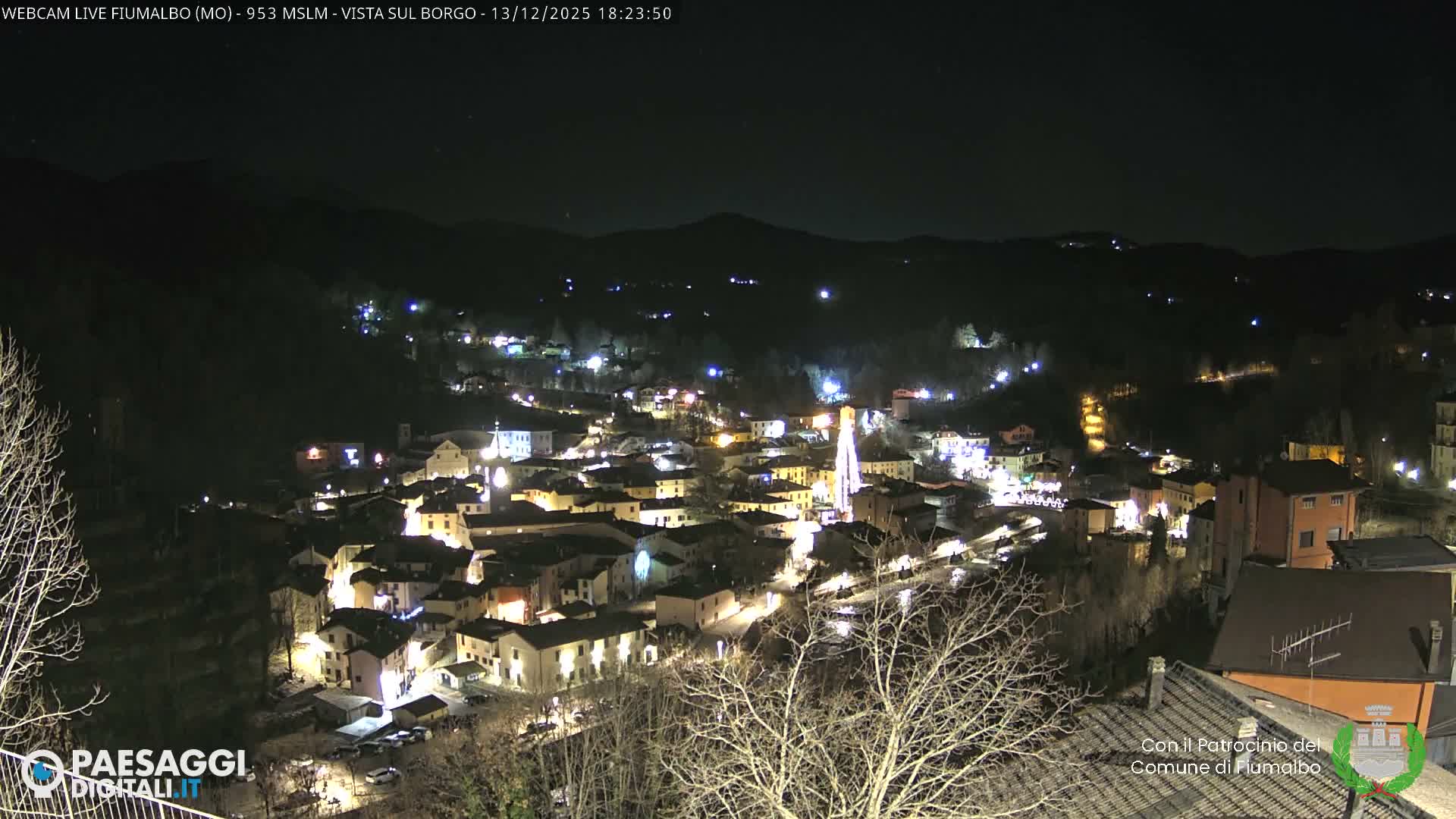 Fiumalbo -Dogana Village (Comune) Skyline Live Cam - Modena, Emilia-Romagna, Italia