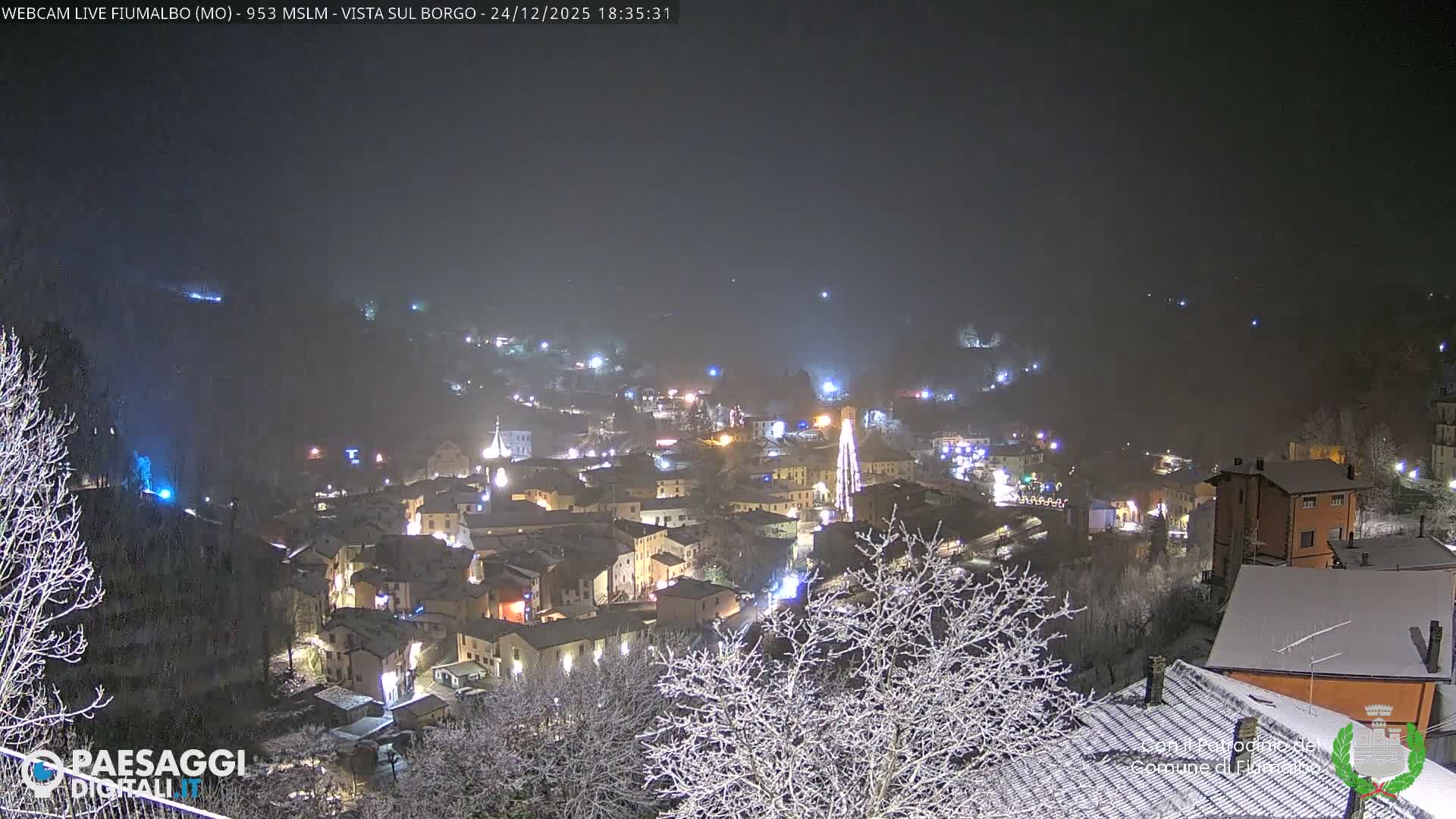 Fiumalbo -Dogana Village (Comune) Skyline Live Cam - Modena, Emilia-Romagna, Italia