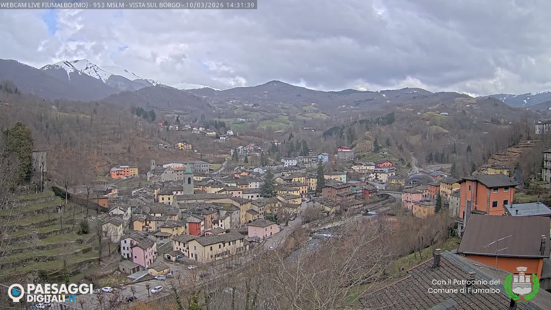 Fiumalbo -Dogana Village (Comune) Skyline Live Cam - Modena, Emilia-Romagna, Italia