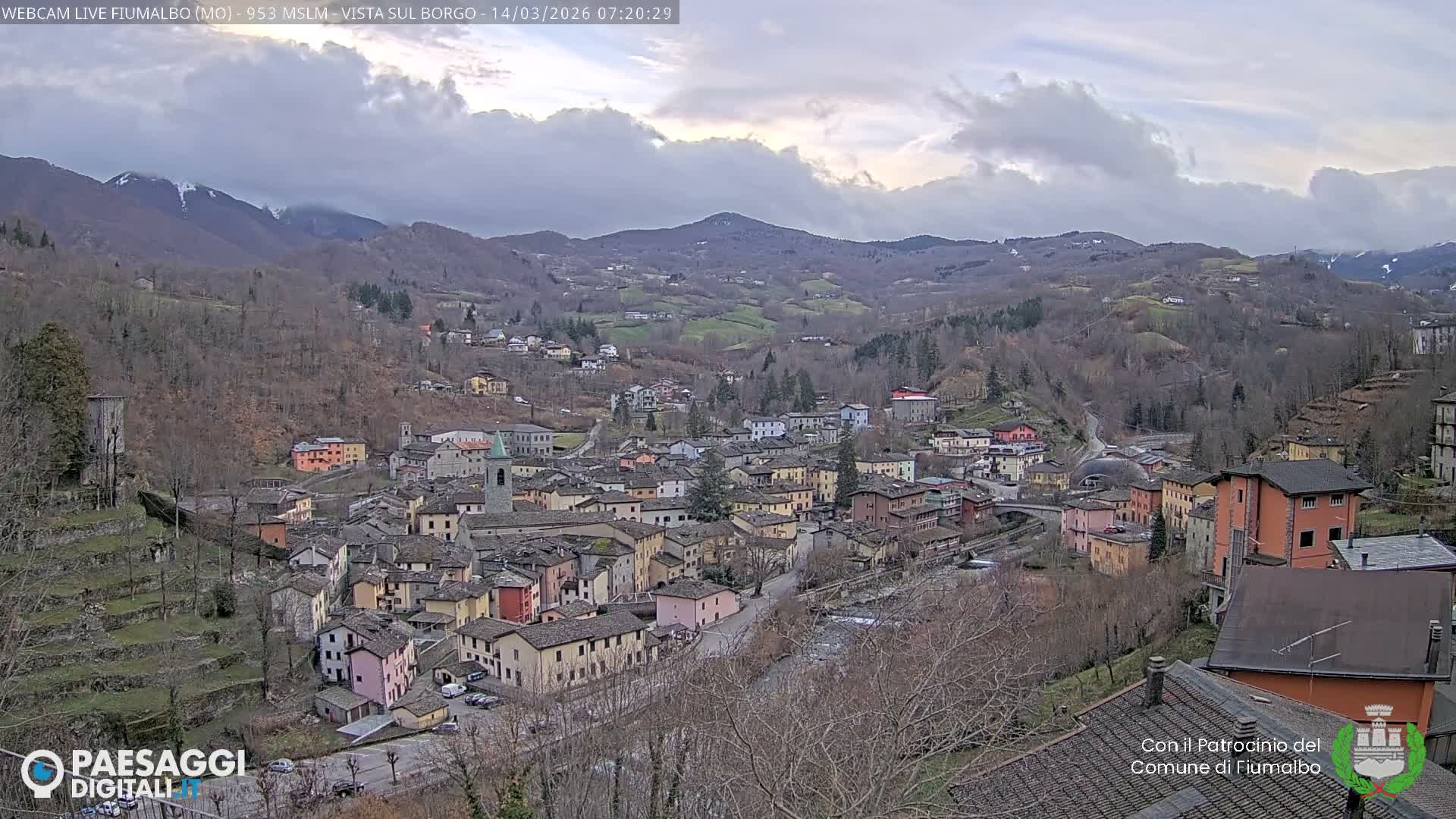 Fiumalbo -Dogana Village (Comune) Skyline Live Cam - Modena, Emilia-Romagna, Italia