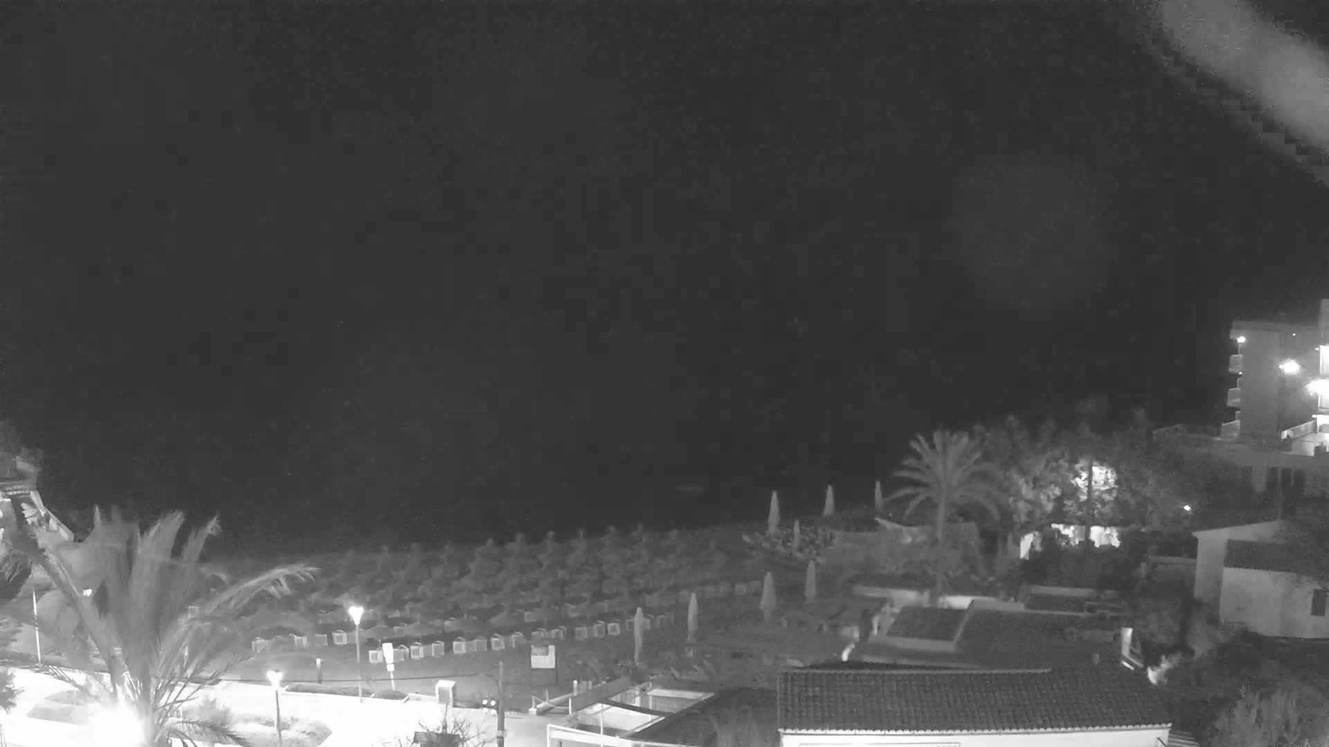 (Playa) Platja de Son Moll Beach Live Cam - Levante, Mallorca, Islas Baleares (Balearic Islands), Spain
