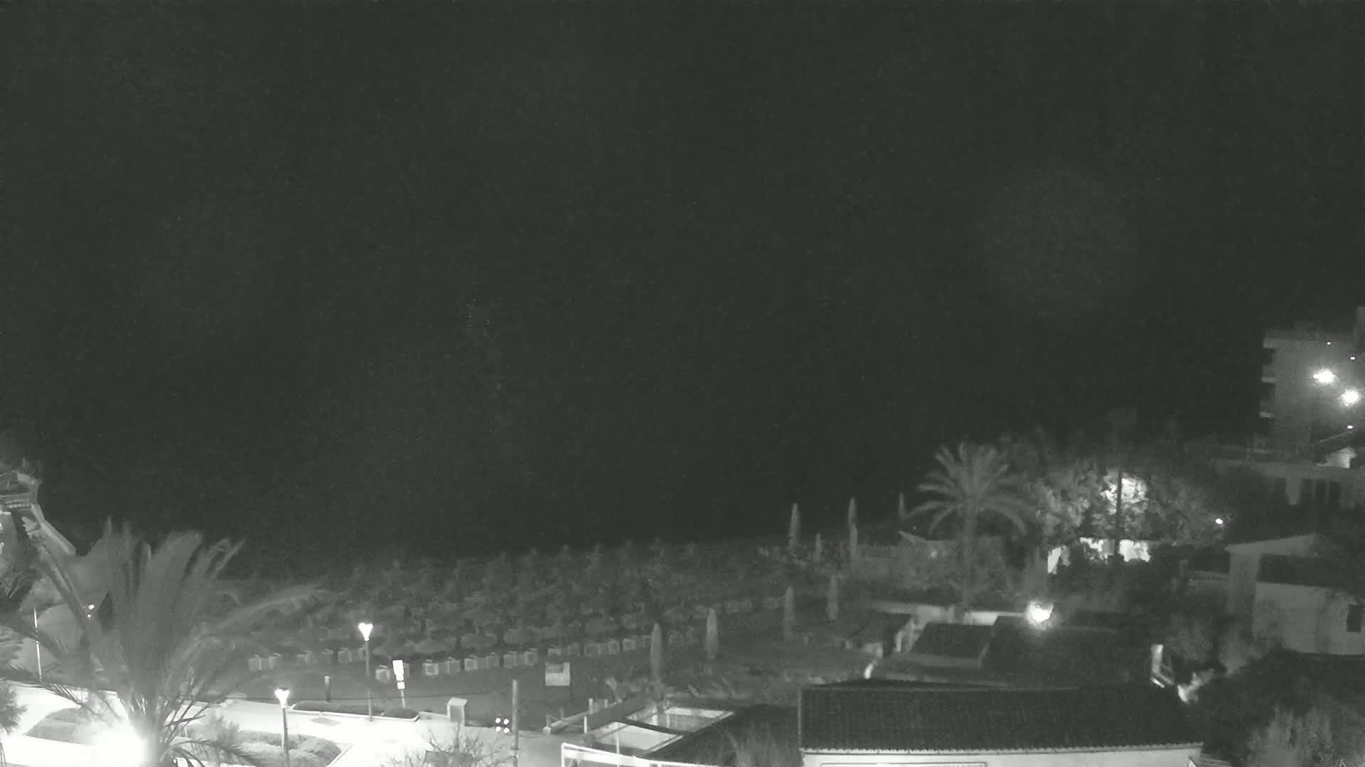 (Playa) Platja de Son Moll Beach Live Cam - Levante, Mallorca, Islas Baleares (Balearic Islands), Spain