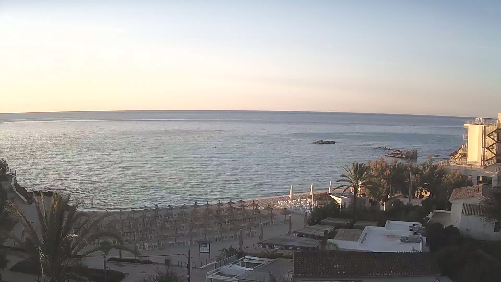 (Playa) Platja de Son Moll Beach Live Cam - Levante, Mallorca, Islas Baleares (Balearic Islands), Spain