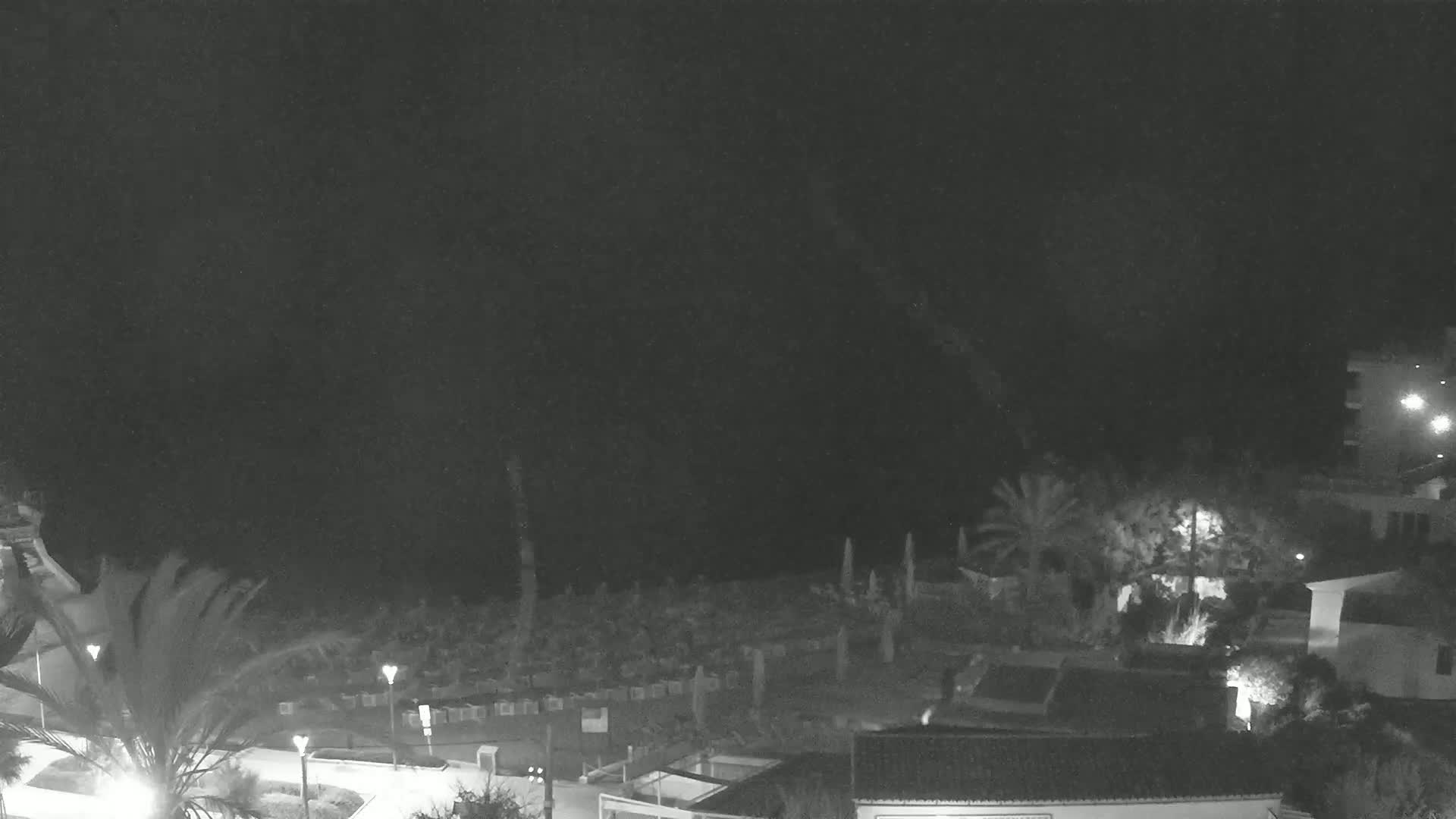 (Playa) Platja de Son Moll Beach Live Cam - Levante, Mallorca, Islas Baleares (Balearic Islands), Spain