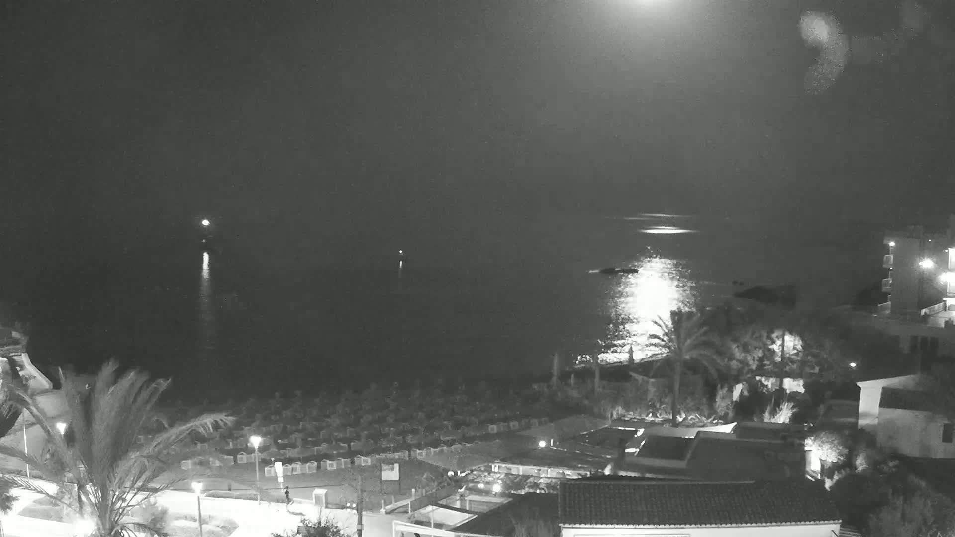 (Playa) Platja de Son Moll Beach Live Cam - Levante, Mallorca, Islas Baleares (Balearic Islands), Spain
