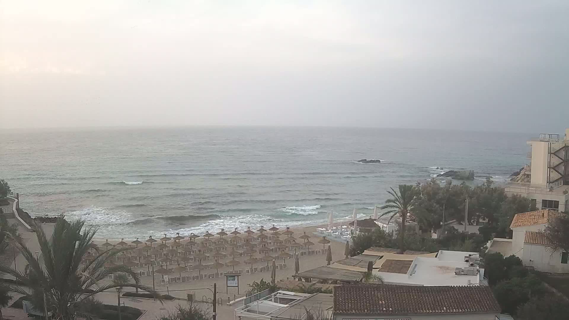 (Playa) Platja de Son Moll Beach Live Cam - Levante, Mallorca, Islas Baleares (Balearic Islands), Spain