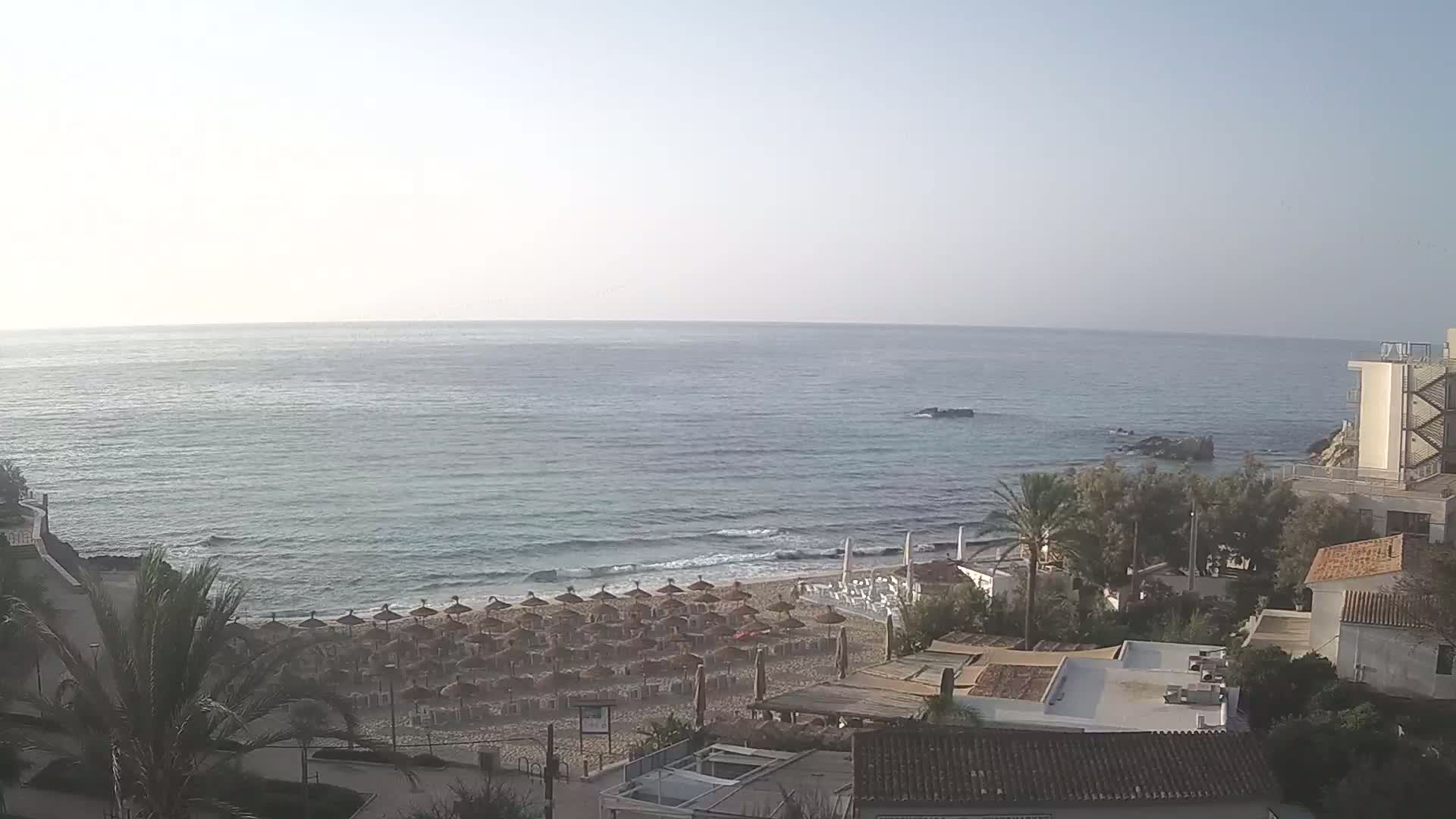(Playa) Platja de Son Moll Beach Live Cam - Levante, Mallorca, Islas Baleares (Balearic Islands), Spain