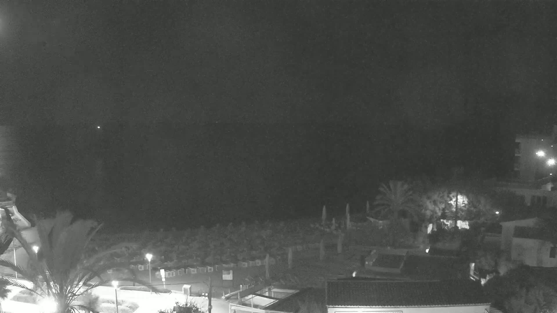 (Playa) Platja de Son Moll Beach Live Cam - Levante, Mallorca, Islas Baleares (Balearic Islands), Spain
