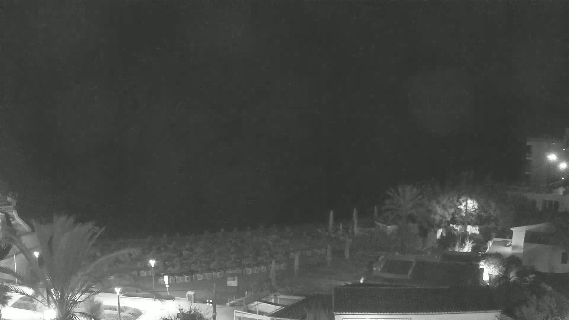 (Playa) Platja de Son Moll Beach Live Cam - Levante, Mallorca, Islas Baleares (Balearic Islands), Spain