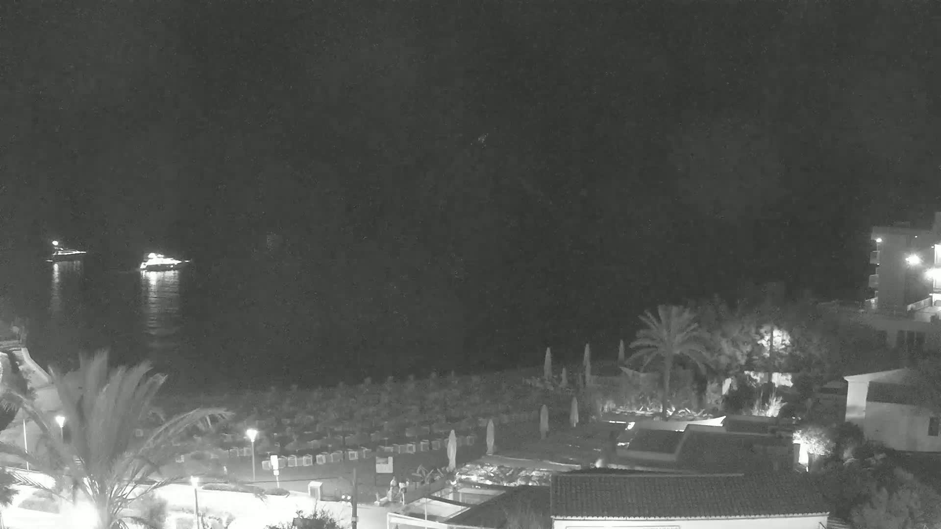 (Playa) Platja de Son Moll Beach Live Cam - Levante, Mallorca, Islas Baleares (Balearic Islands), Spain