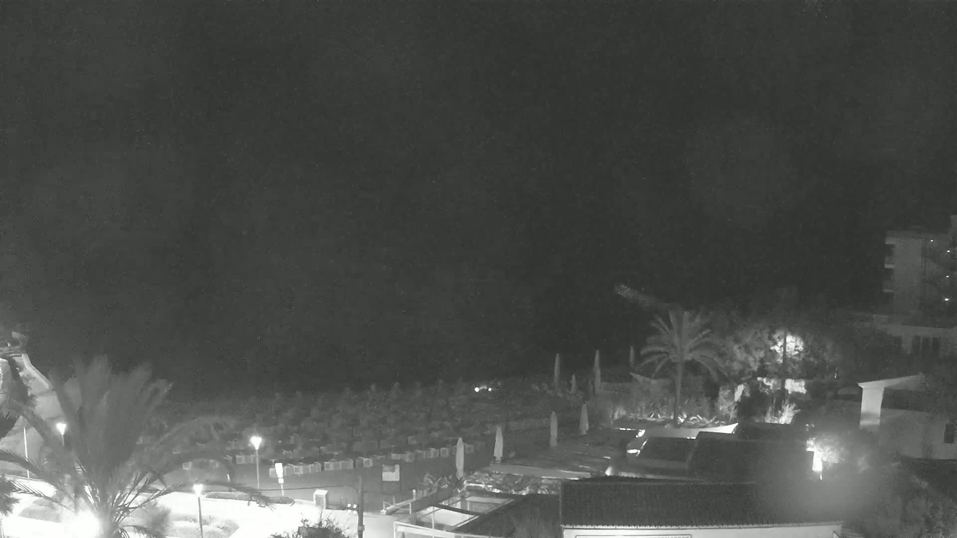 (Playa) Platja de Son Moll Beach Live Cam - Levante, Mallorca, Islas Baleares (Balearic Islands), Spain