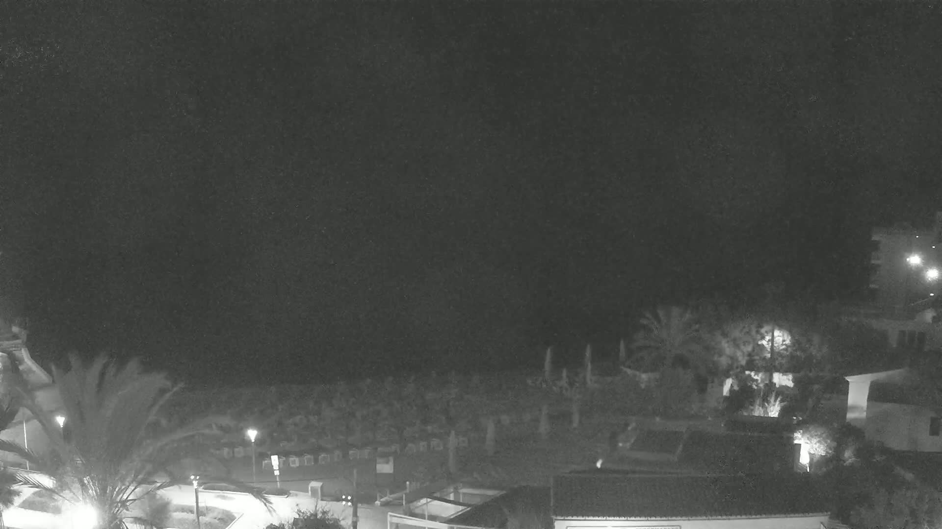 (Playa) Platja de Son Moll Beach Live Cam - Levante, Mallorca, Islas Baleares (Balearic Islands), Spain