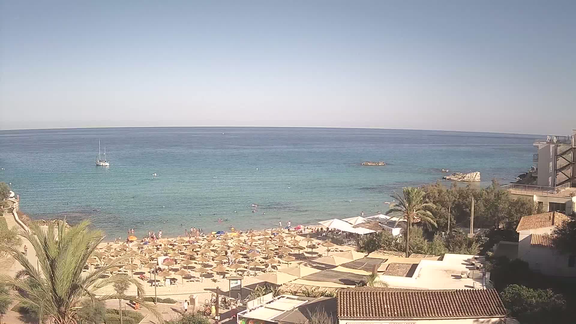 (Playa) Platja de Son Moll Beach Live Cam - Levante, Mallorca, Islas Baleares (Balearic Islands), Spain