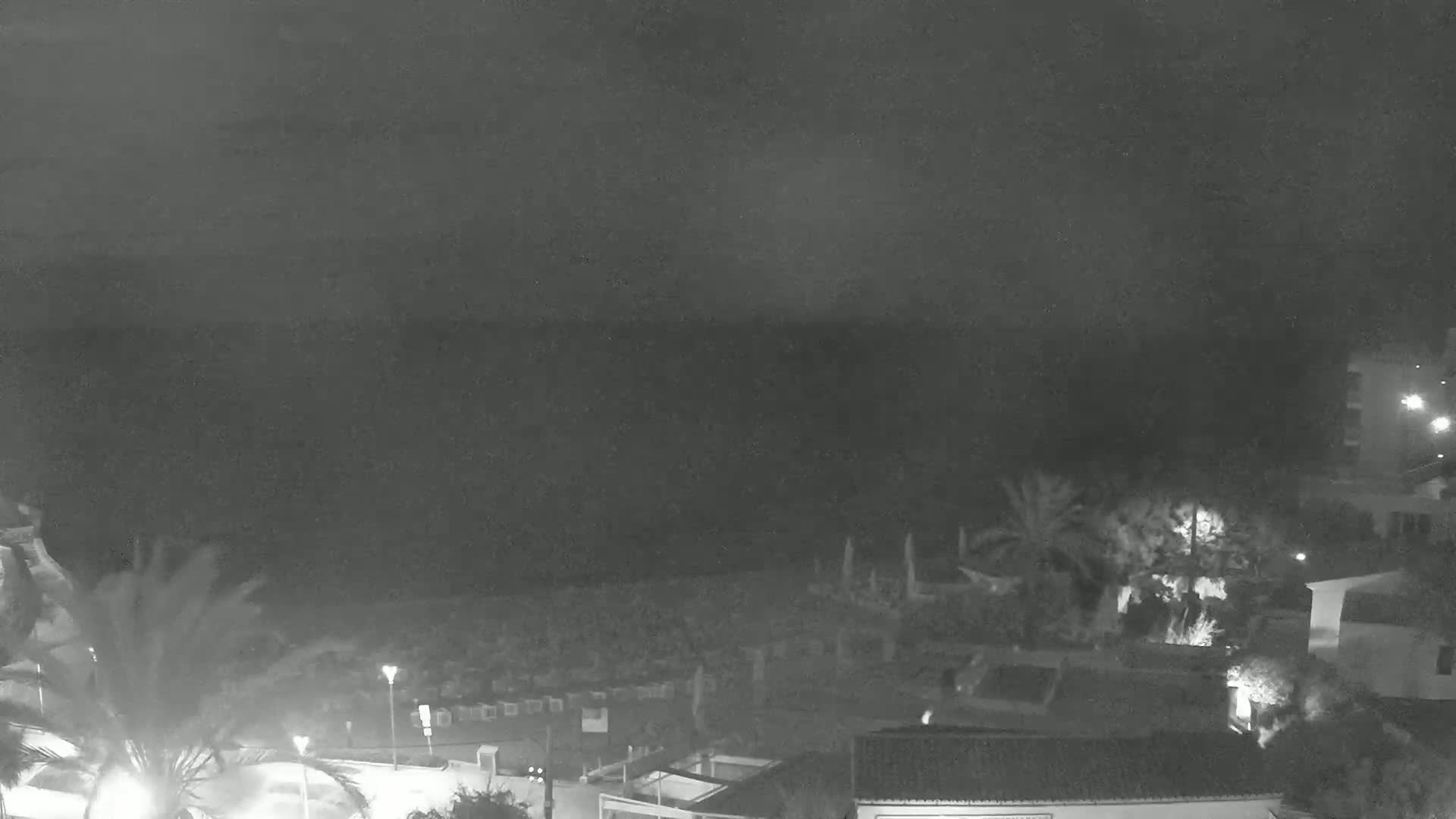 (Playa) Platja de Son Moll Beach Live Cam - Levante, Mallorca, Islas Baleares (Balearic Islands), Spain