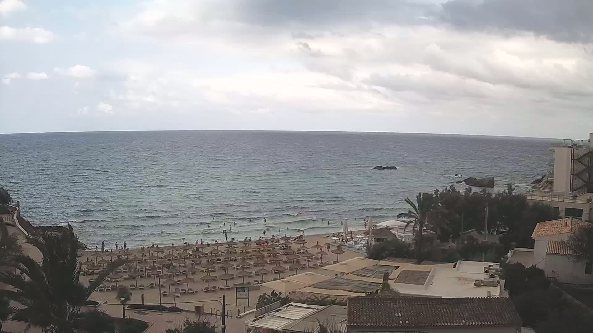 (Playa) Platja de Son Moll Beach Live Cam - Levante, Mallorca, Islas Baleares (Balearic Islands), Spain
