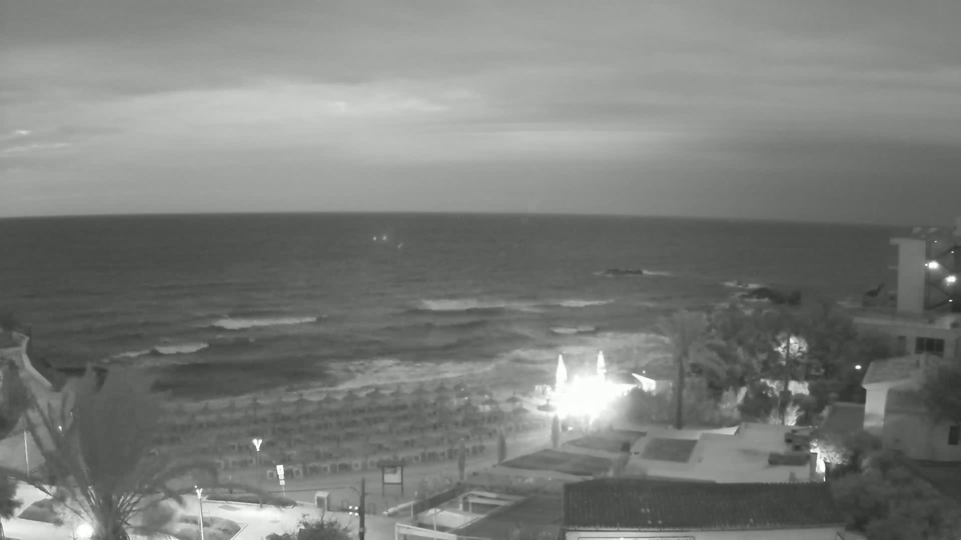 (Playa) Platja de Son Moll Beach Live Cam - Levante, Mallorca, Islas Baleares (Balearic Islands), Spain