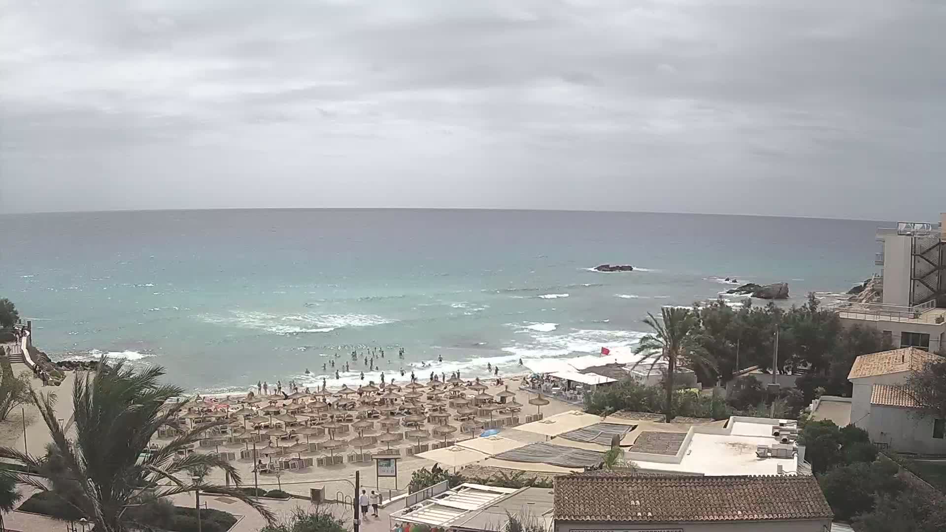 (Playa) Platja de Son Moll Beach Live Cam - Levante, Mallorca, Islas Baleares (Balearic Islands), Spain