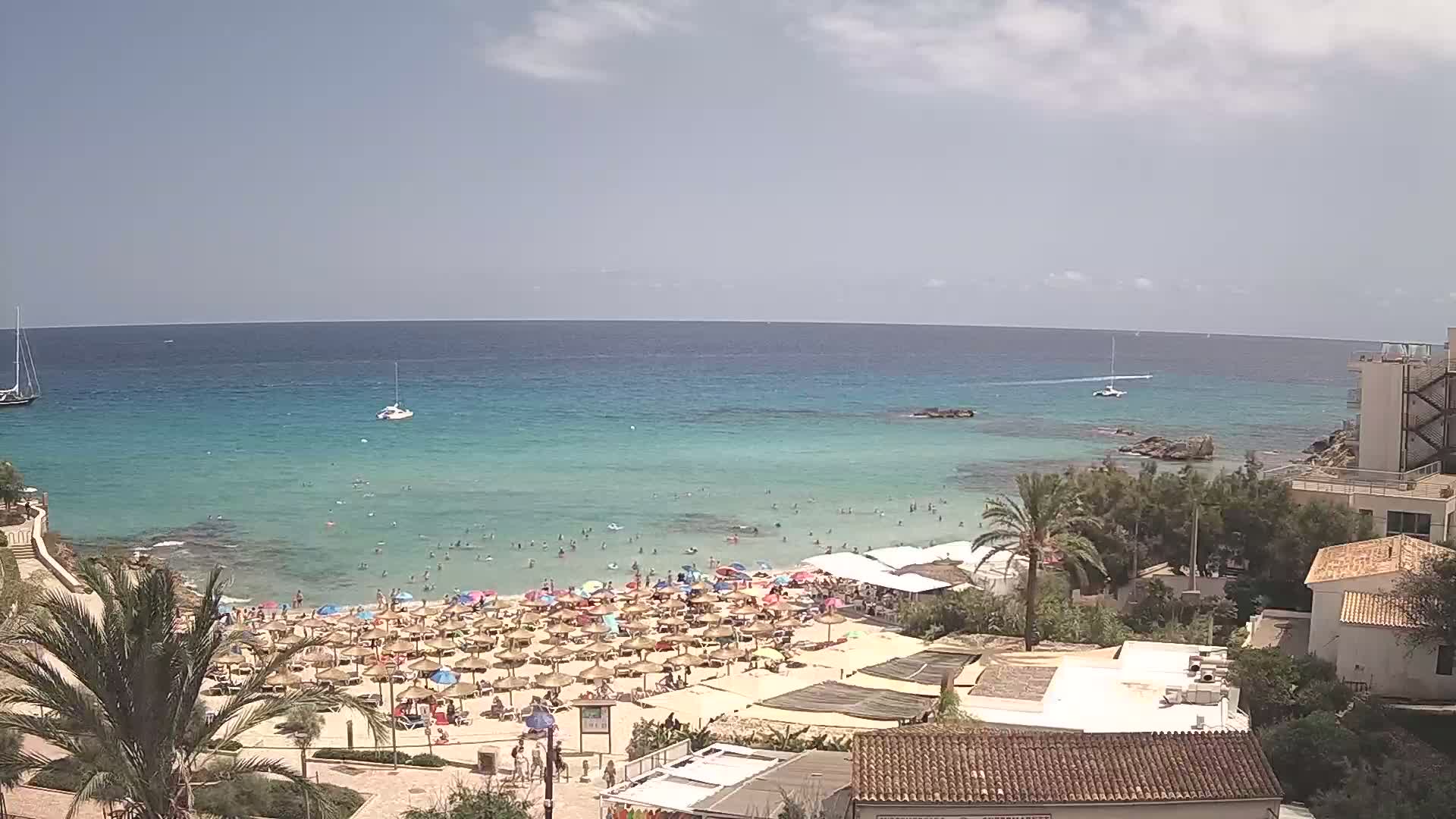 (Playa) Platja de Son Moll Beach Live Cam - Levante, Mallorca, Islas Baleares (Balearic Islands), Spain