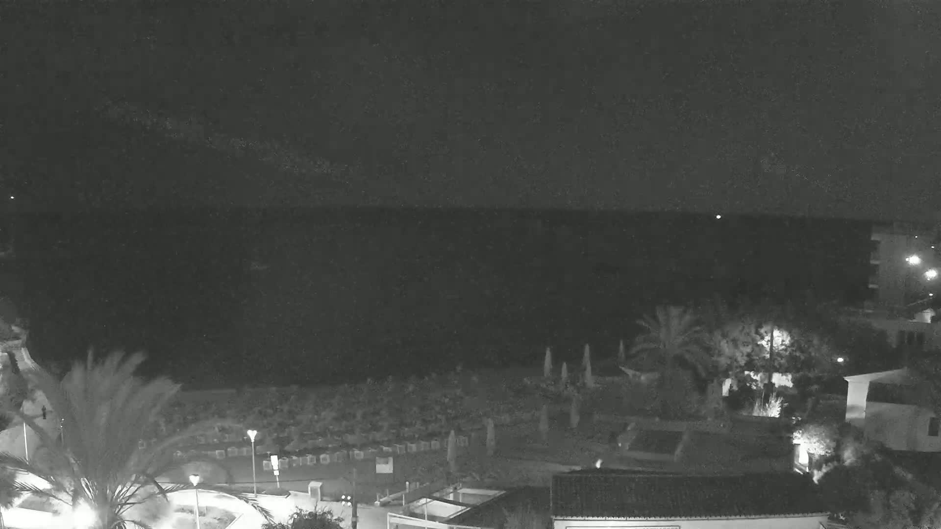 (Playa) Platja de Son Moll Beach Live Cam - Levante, Mallorca, Islas Baleares (Balearic Islands), Spain