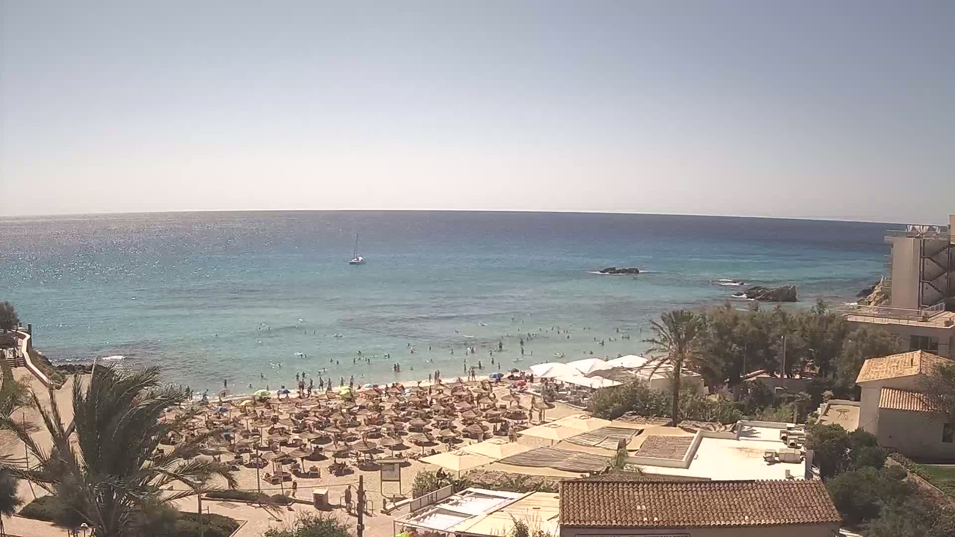 (Playa) Platja de Son Moll Beach Live Cam - Levante, Mallorca, Islas Baleares (Balearic Islands), Spain