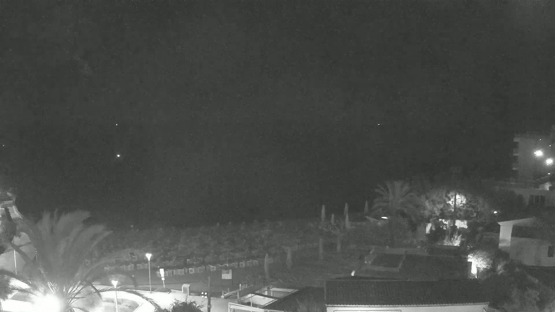 (Playa) Platja de Son Moll Beach Live Cam - Levante, Mallorca, Islas Baleares (Balearic Islands), Spain