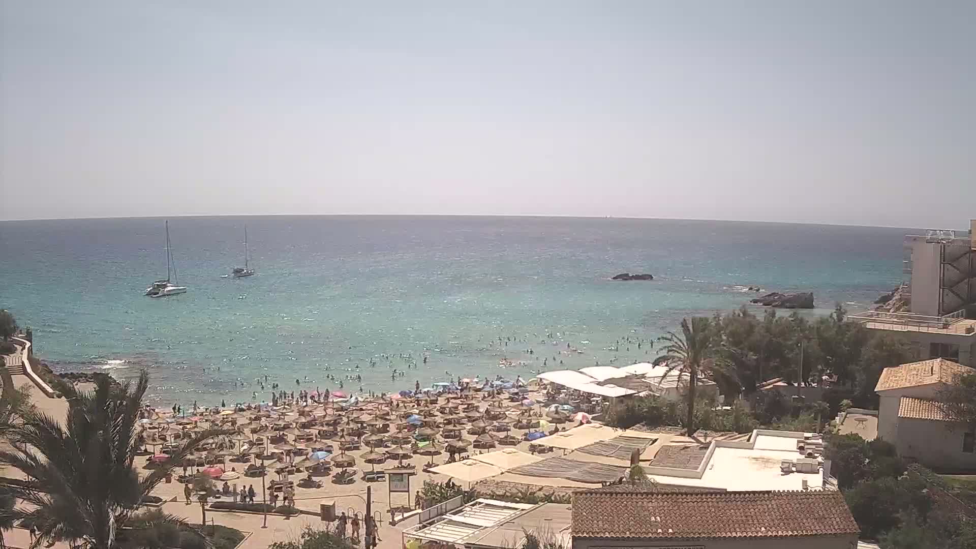 (Playa) Platja de Son Moll Beach Live Cam - Levante, Mallorca, Islas Baleares (Balearic Islands), Spain