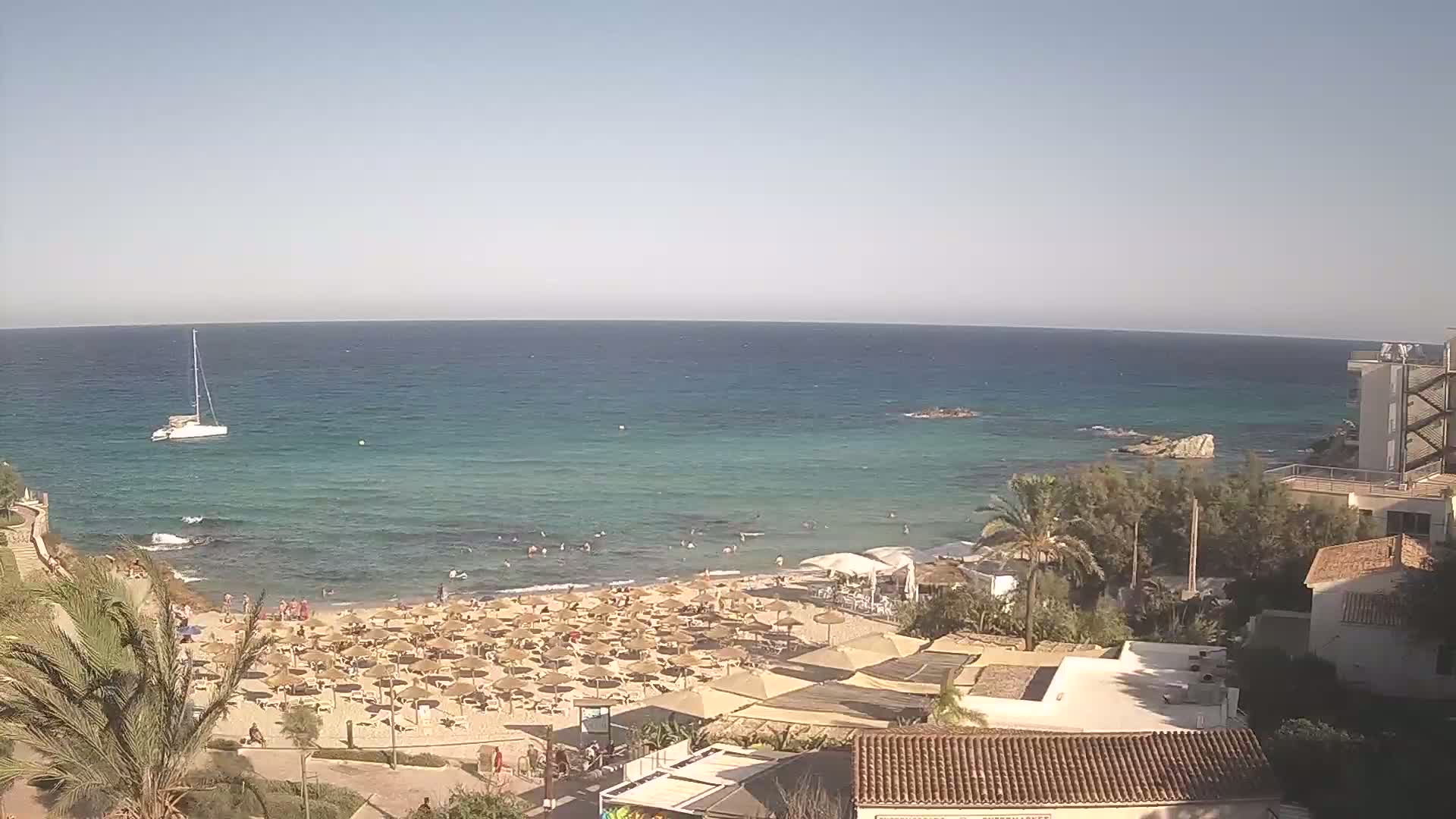 (Playa) Platja de Son Moll Beach Live Cam - Levante, Mallorca, Islas Baleares (Balearic Islands), Spain