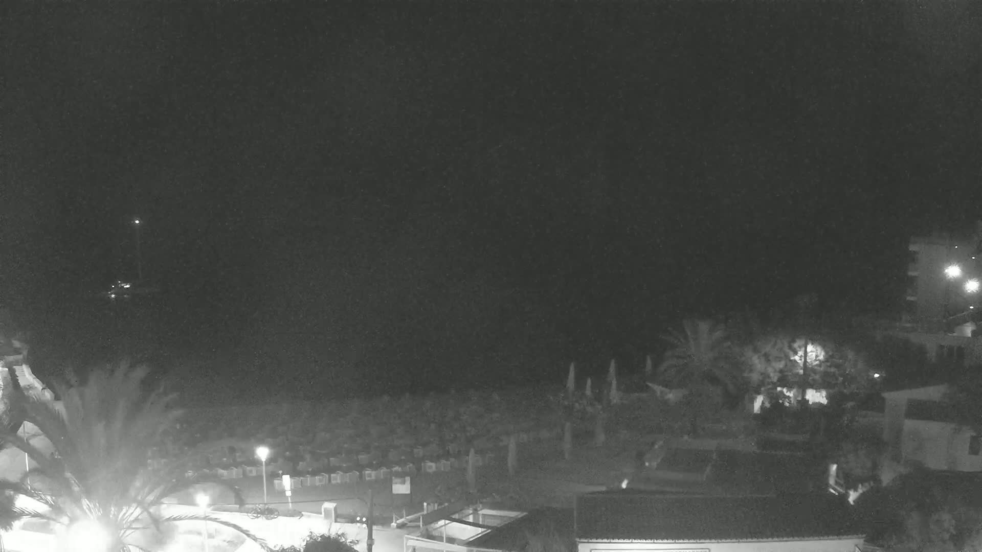 (Playa) Platja de Son Moll Beach Live Cam - Levante, Mallorca, Islas Baleares (Balearic Islands), Spain