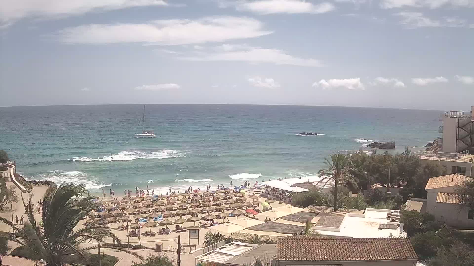 (Playa) Platja de Son Moll Beach Live Cam - Levante, Mallorca, Islas Baleares (Balearic Islands), Spain
