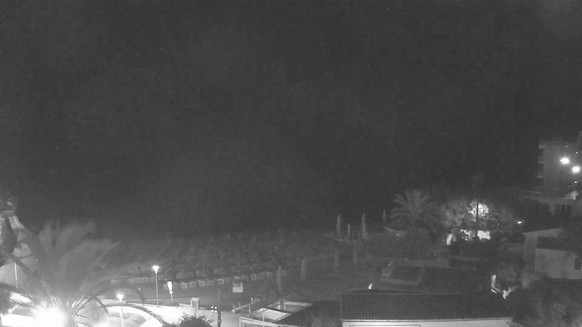 (Playa) Platja de Son Moll Beach Live Cam - Levante, Mallorca, Islas Baleares (Balearic Islands), Spain