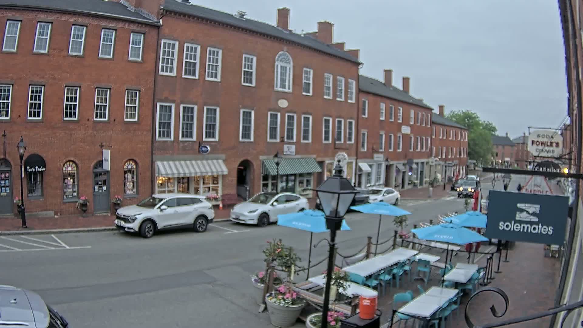 Newburyport, State Street North View Live Cam - Newburyport, Essex, Massachusetts, USA