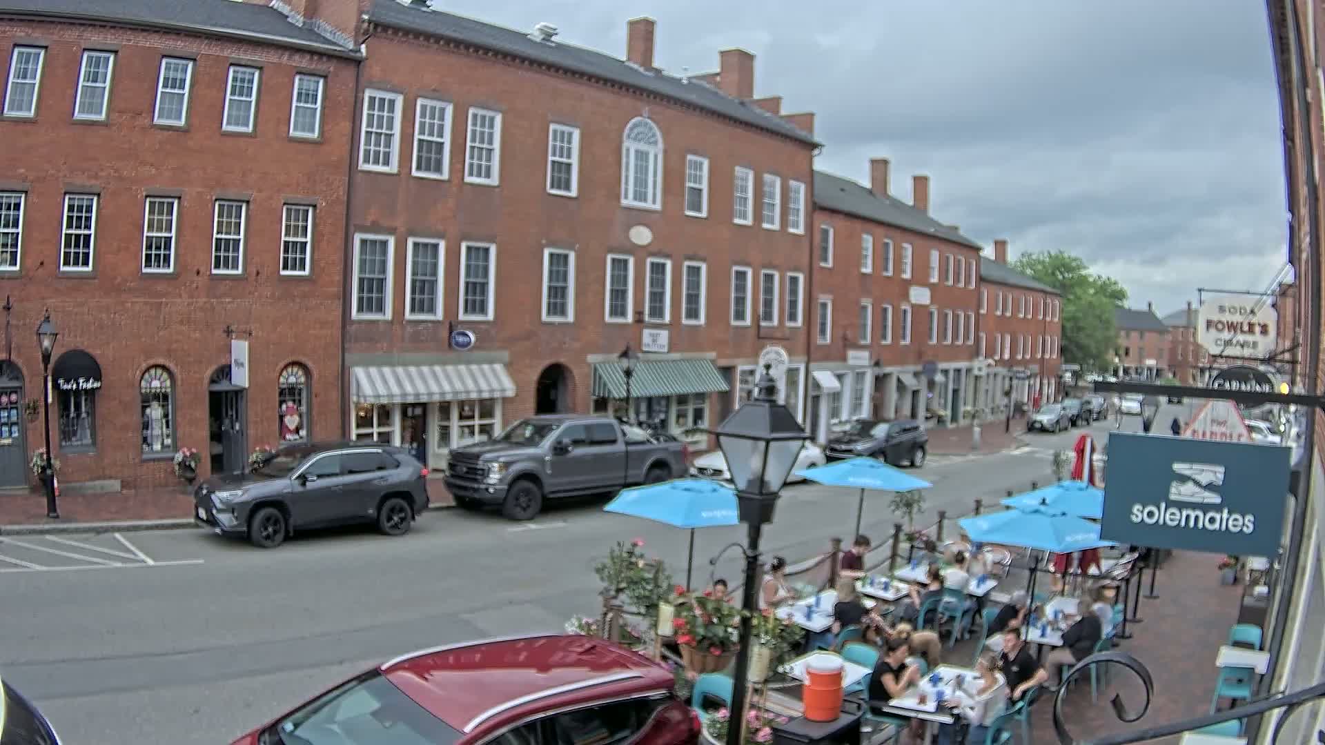 Newburyport, State Street North View Live Cam - Newburyport, Essex, Massachusetts, USA