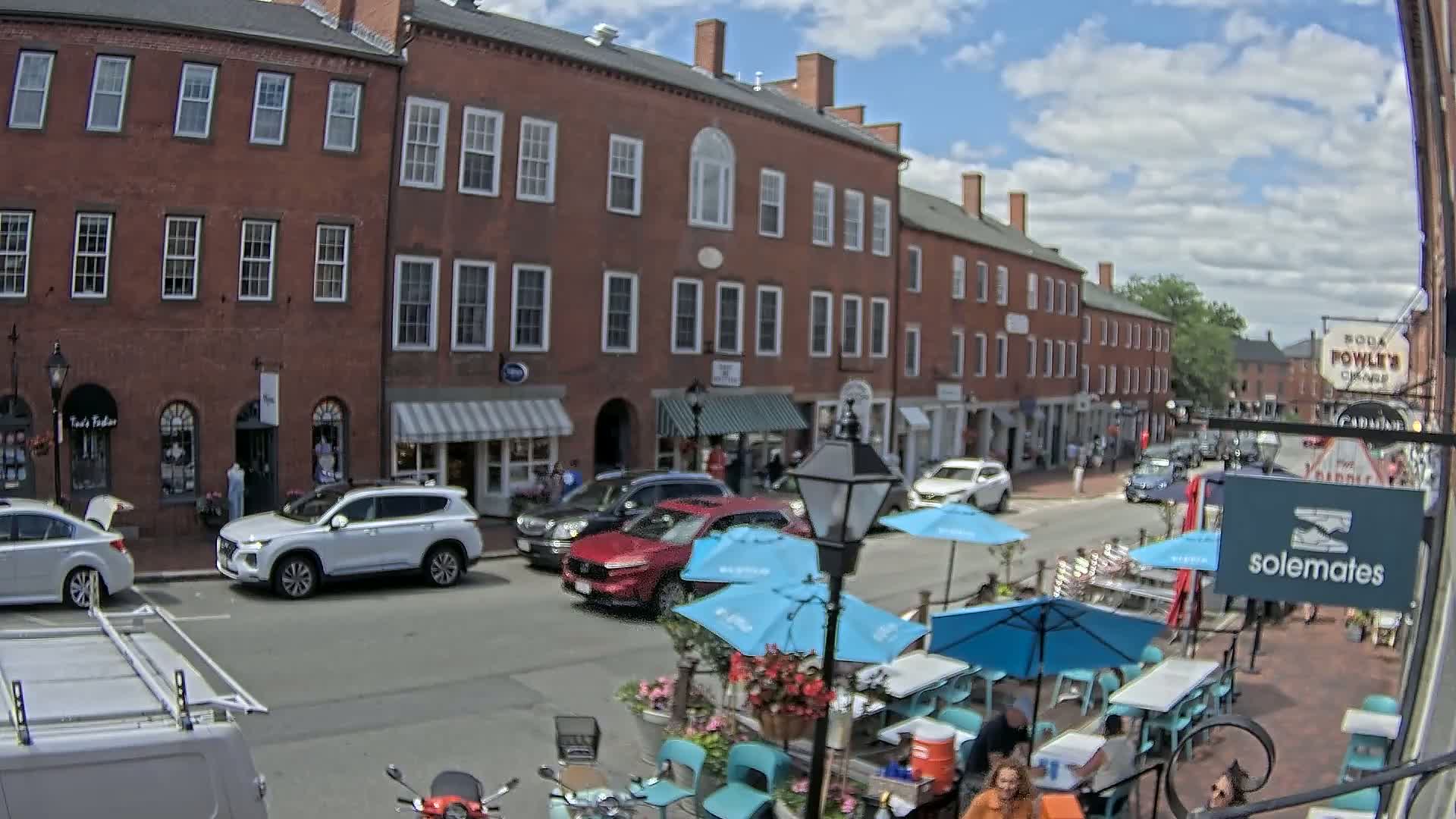 Newburyport, State Street North View Live Cam - Newburyport, Essex, Massachusetts, USA