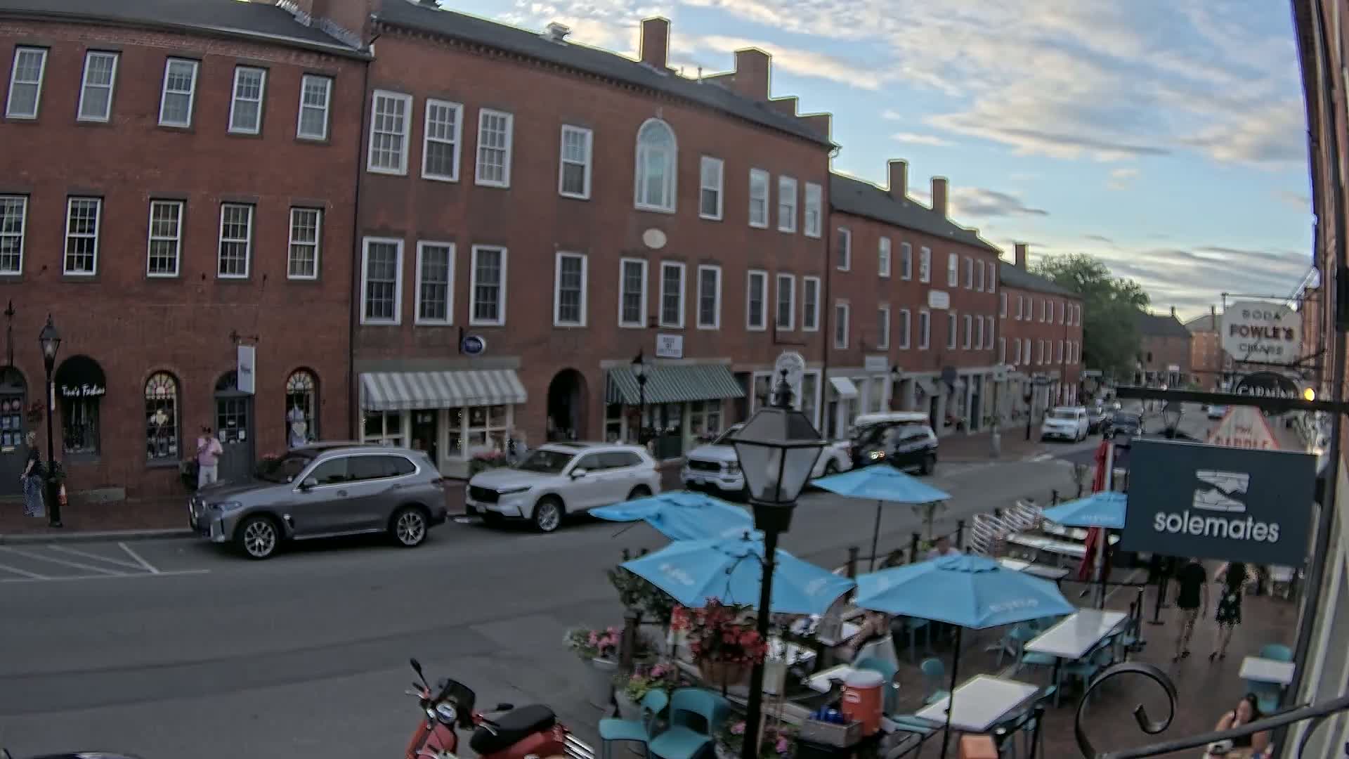 Newburyport, State Street North View Live Cam - Newburyport, Essex, Massachusetts, USA