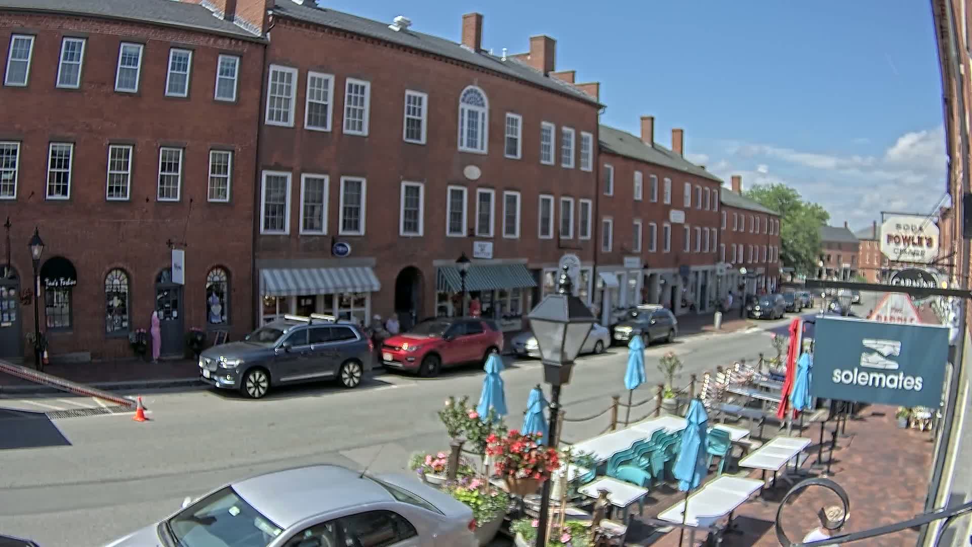 Newburyport, State Street North View Live Cam - Newburyport, Essex, Massachusetts, USA
