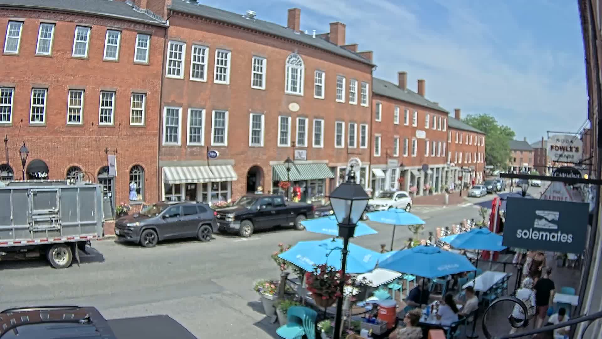 Newburyport, State Street North View Live Cam - Newburyport, Essex, Massachusetts, USA