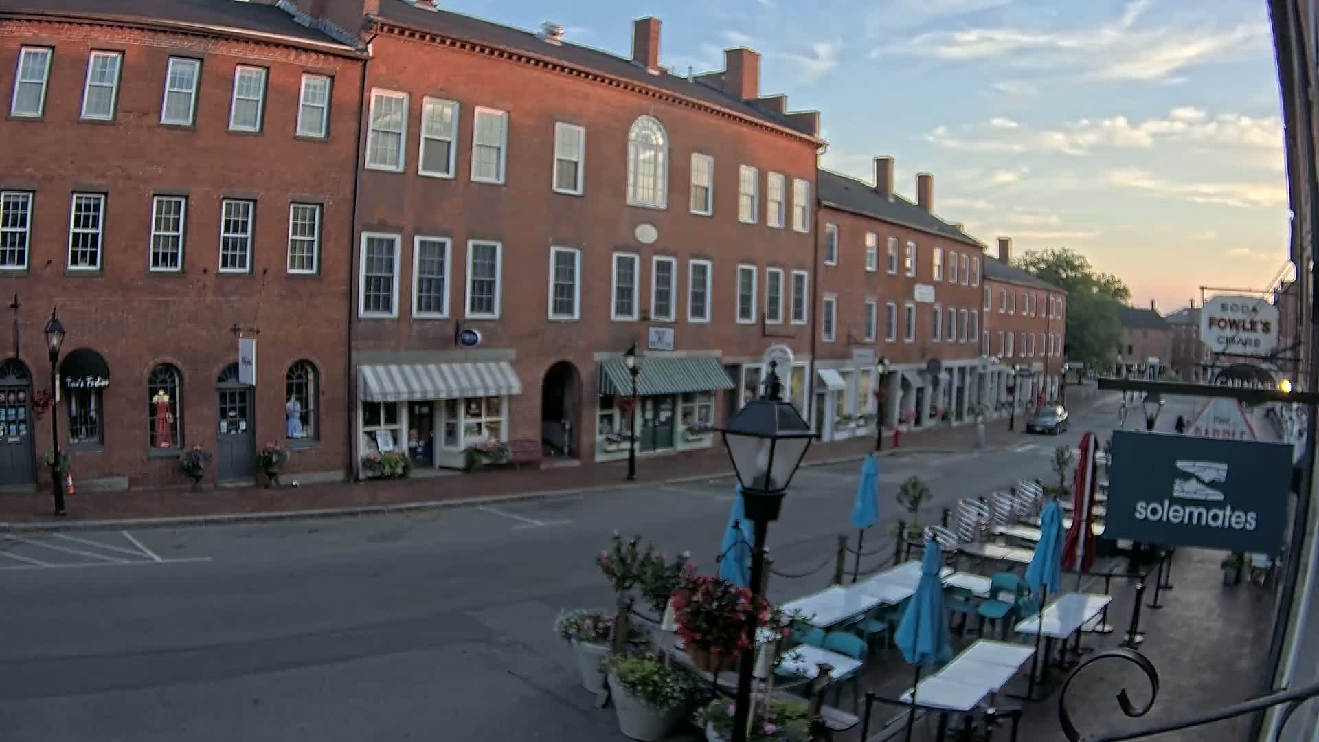Newburyport, State Street North View Live Cam - Newburyport, Essex, Massachusetts, USA
