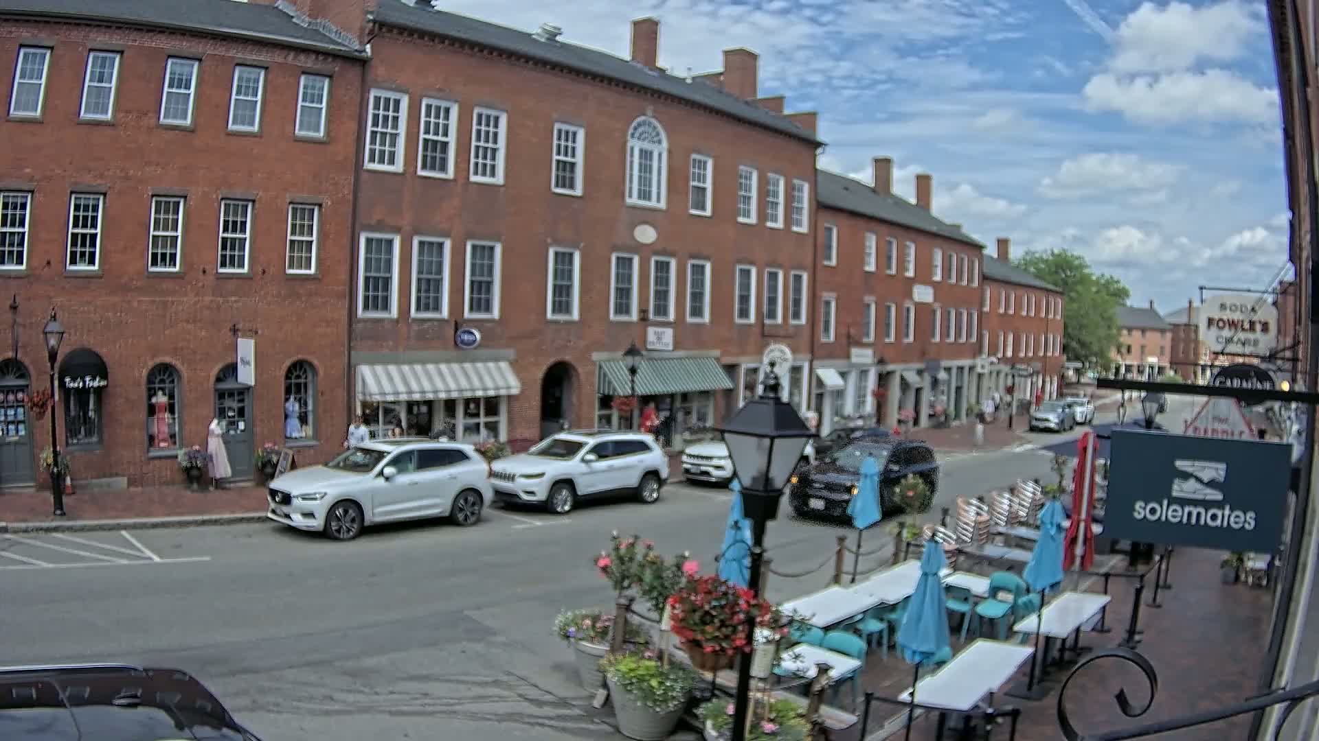 Newburyport, State Street North View Live Cam - Newburyport, Essex, Massachusetts, USA