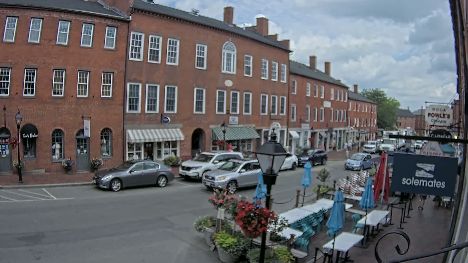 Newburyport, State Street North View Live Cam - Newburyport, Essex, Massachusetts, USA