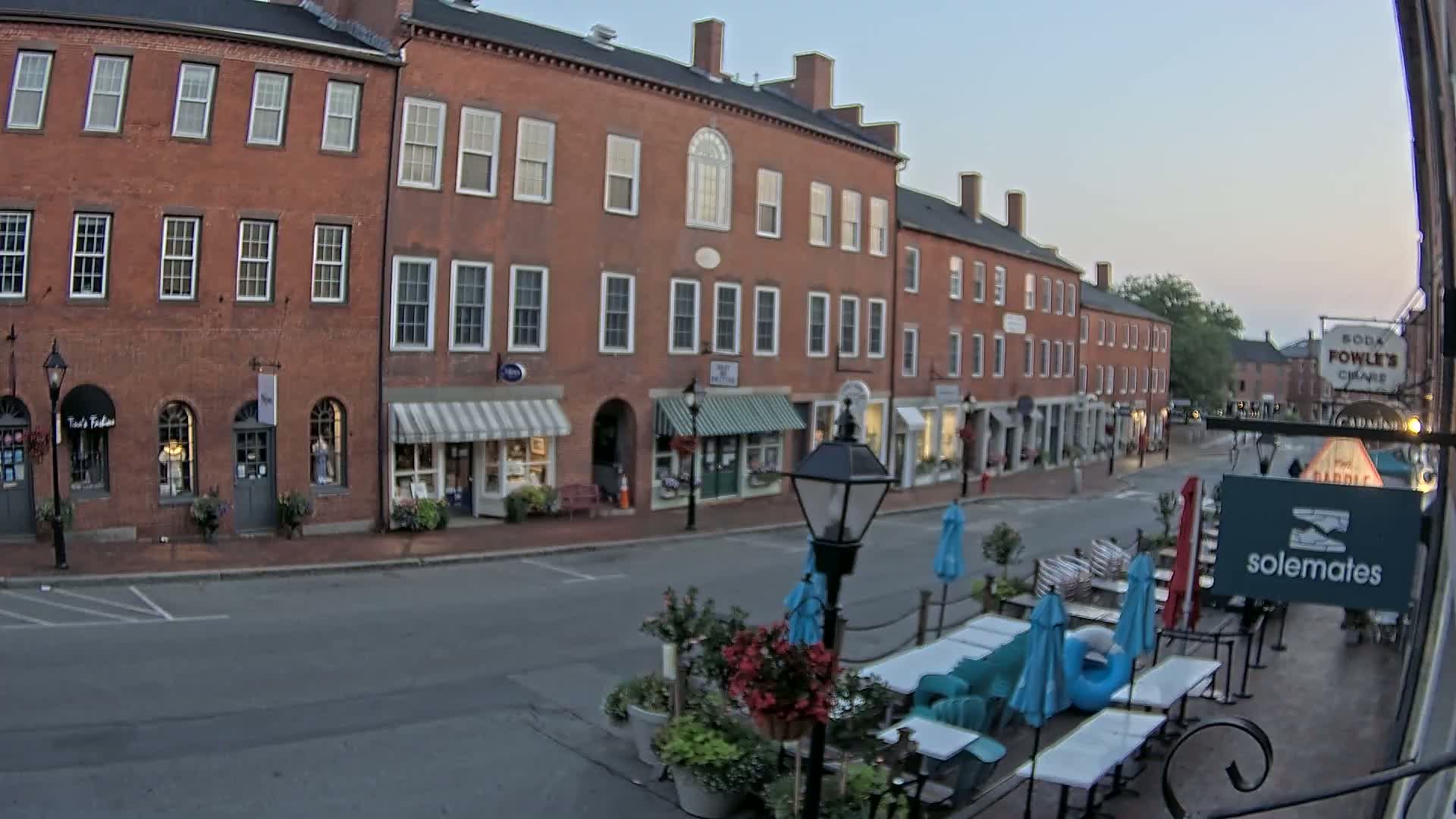 Newburyport, State Street North View Live Cam - Newburyport, Essex, Massachusetts, USA