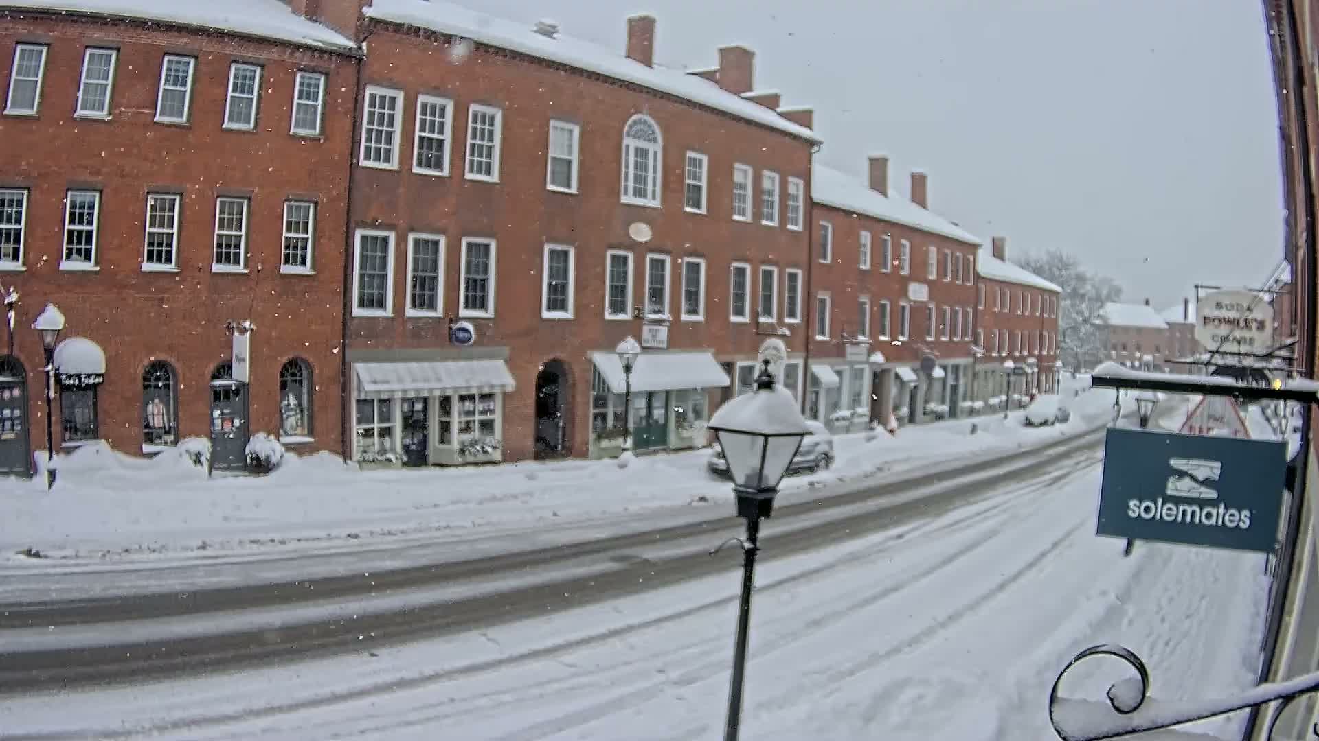 Newburyport, State Street North View Live Cam - Newburyport, Essex, Massachusetts, USA