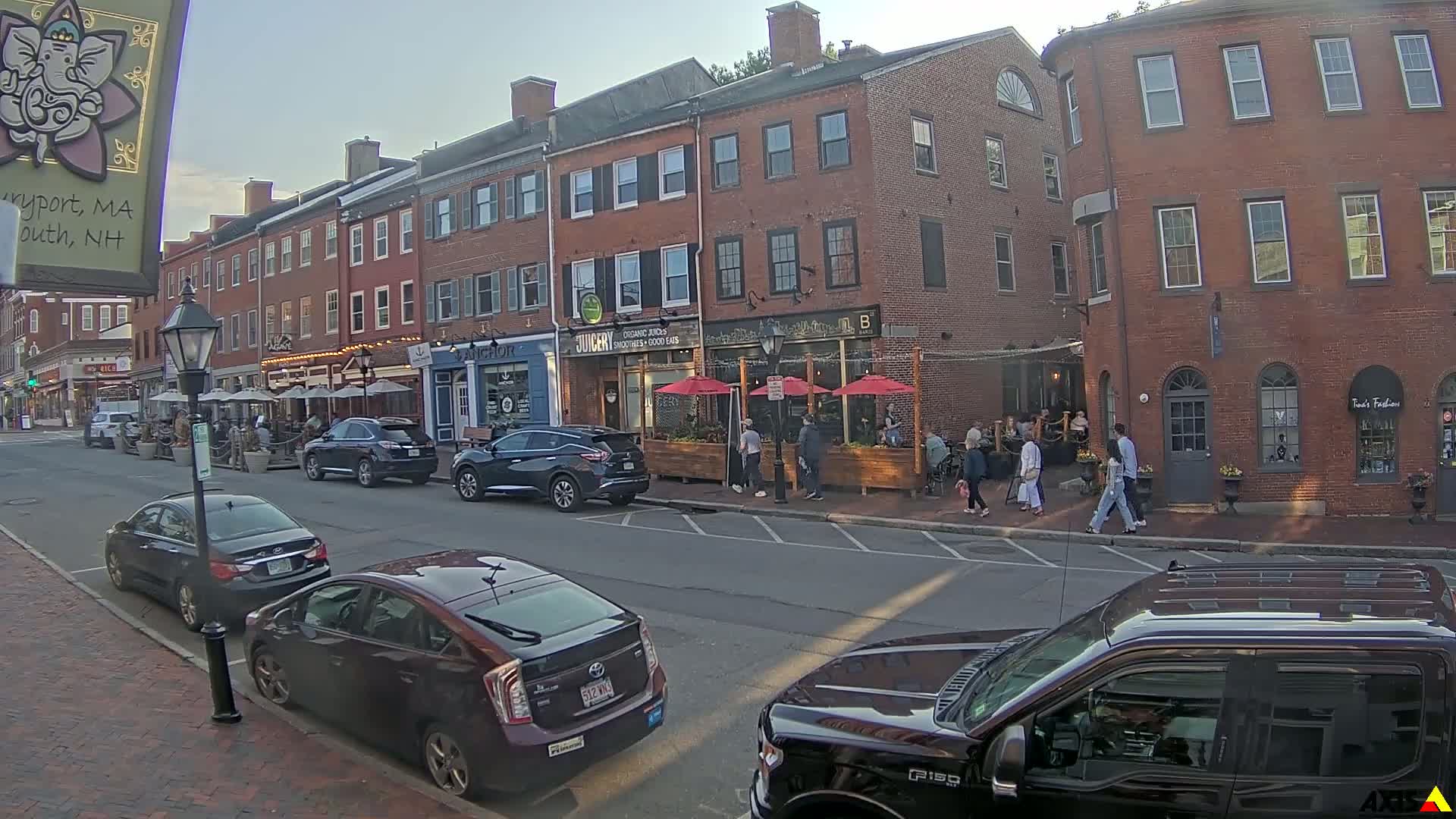 Newburyport, State Street South View Live Cam - Newburyport, Essex, Massachusetts, USA
