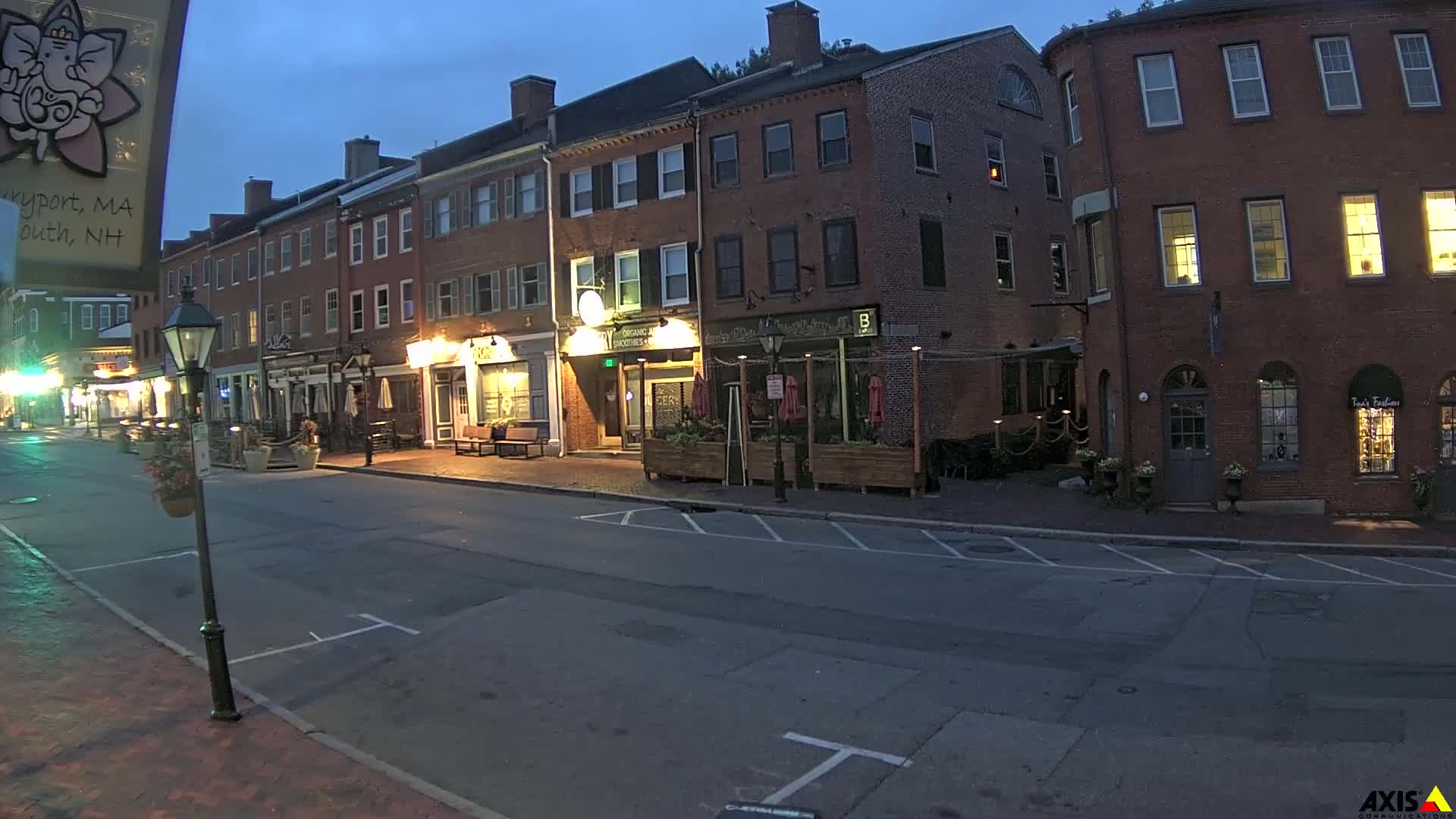 Newburyport, State Street South View Live Cam - Newburyport, Essex, Massachusetts, USA