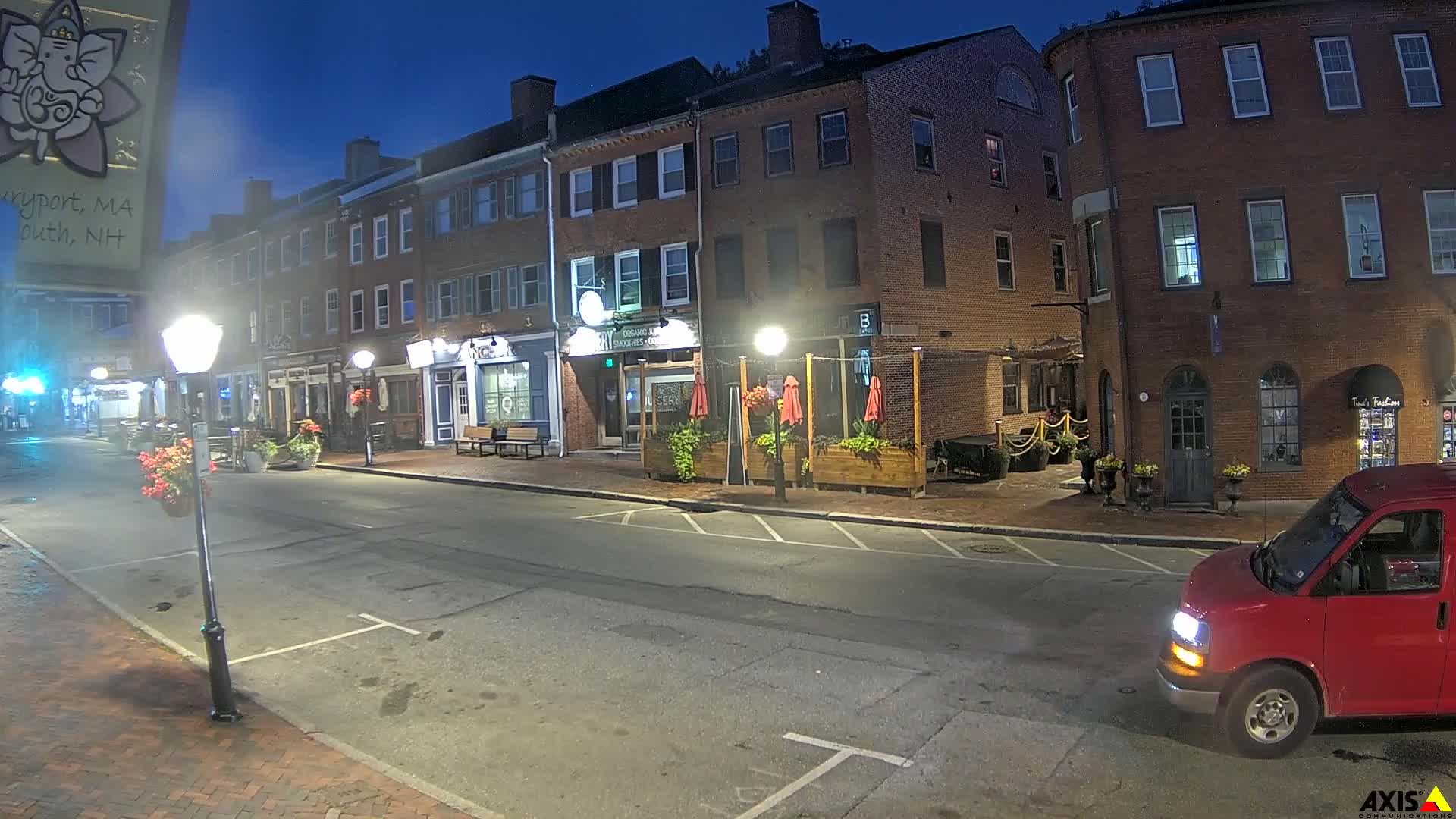 Newburyport, State Street South View Live Cam - Newburyport, Essex, Massachusetts, USA