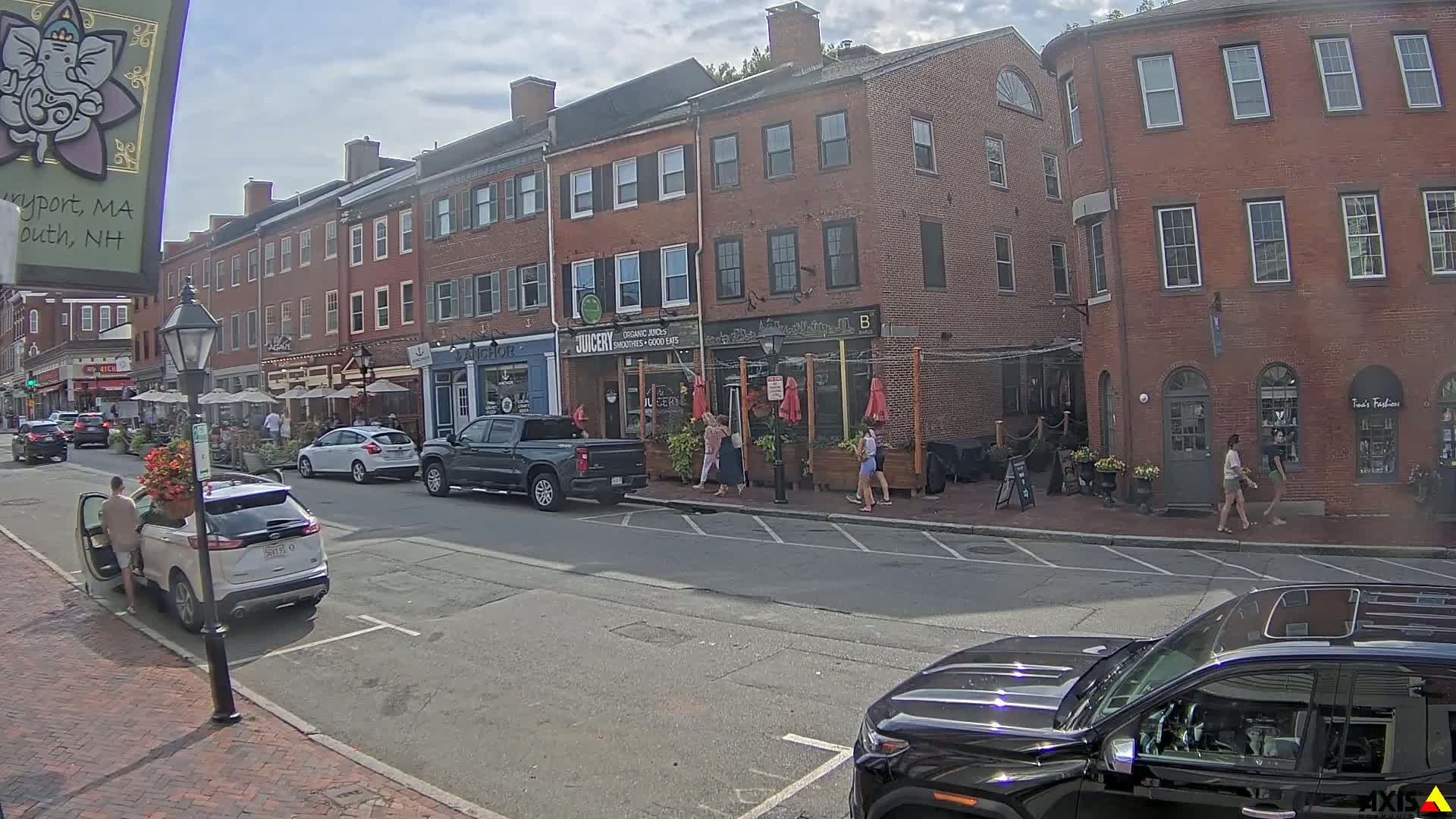 Newburyport, State Street South View Live Cam - Newburyport, Essex, Massachusetts, USA