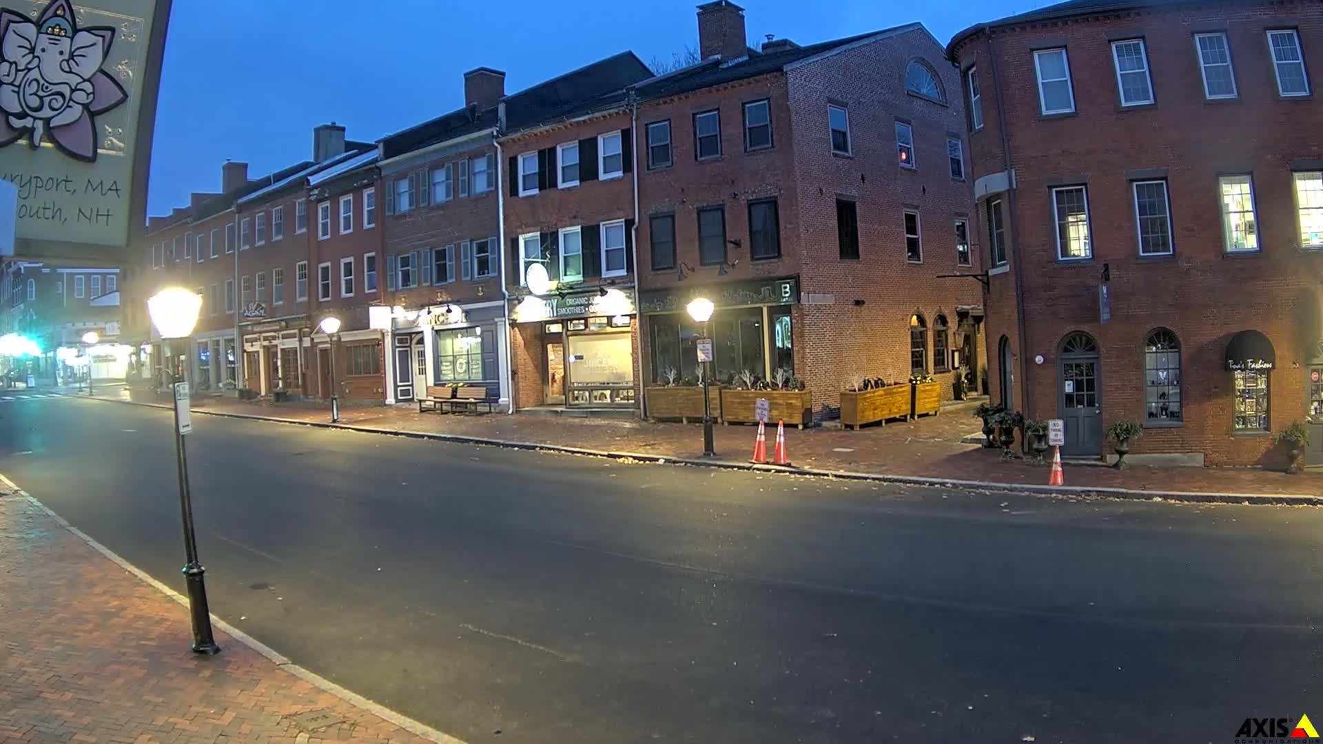 Newburyport, State Street South View Live Cam - Newburyport, Essex, Massachusetts, USA