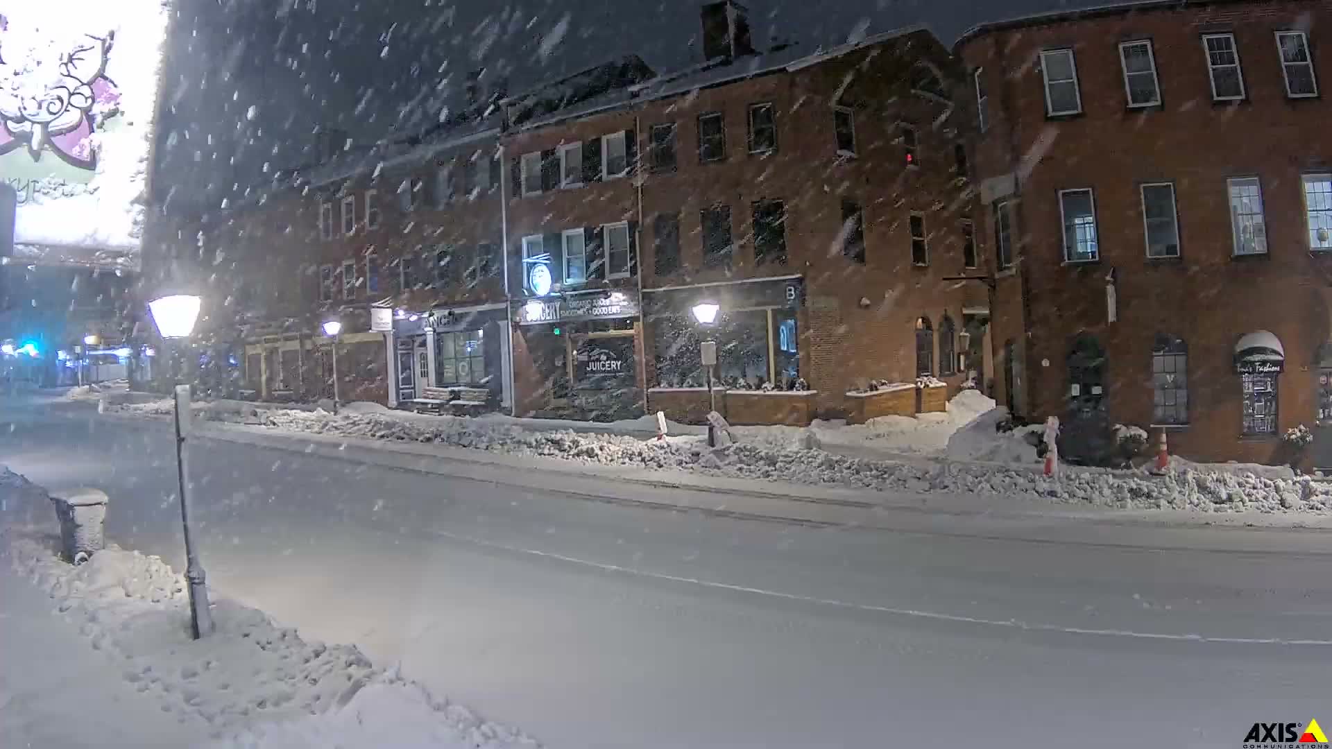 Newburyport, State Street South View Live Cam - Newburyport, Essex, Massachusetts, USA