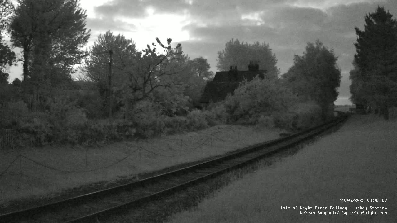  Isle of Wight Steam Railway, Ashey Station Live Cam -  Ashey, Isle of Wight, South East, England, United Kingdom