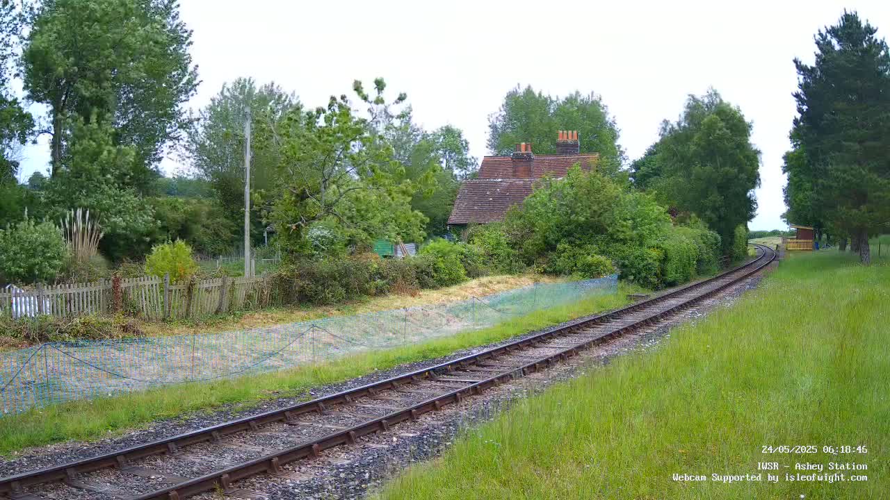  Isle of Wight Steam Railway, Ashey Station Live Cam -  Ashey, Isle of Wight, South East, England, United Kingdom