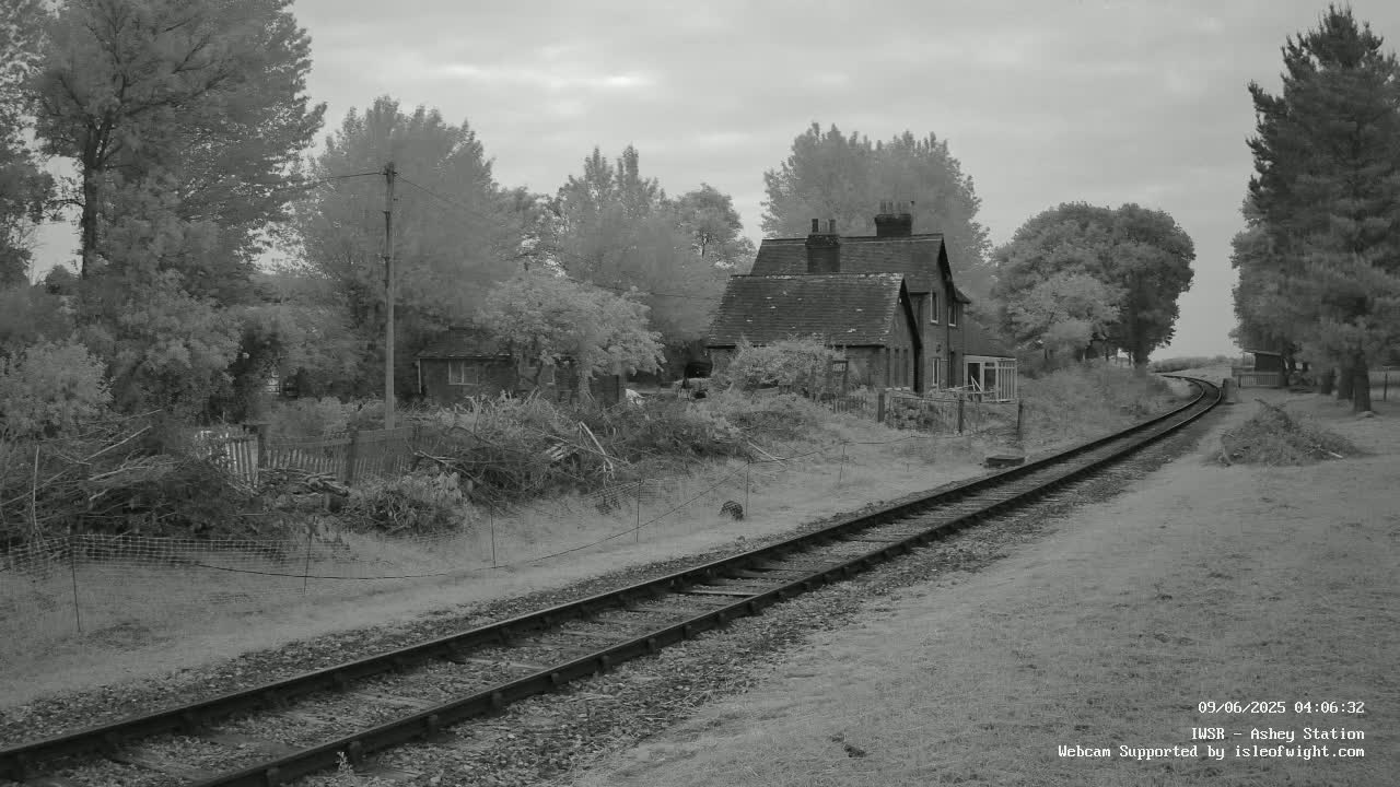  Isle of Wight Steam Railway, Ashey Station Live Cam -  Ashey, Isle of Wight, South East, England, United Kingdom